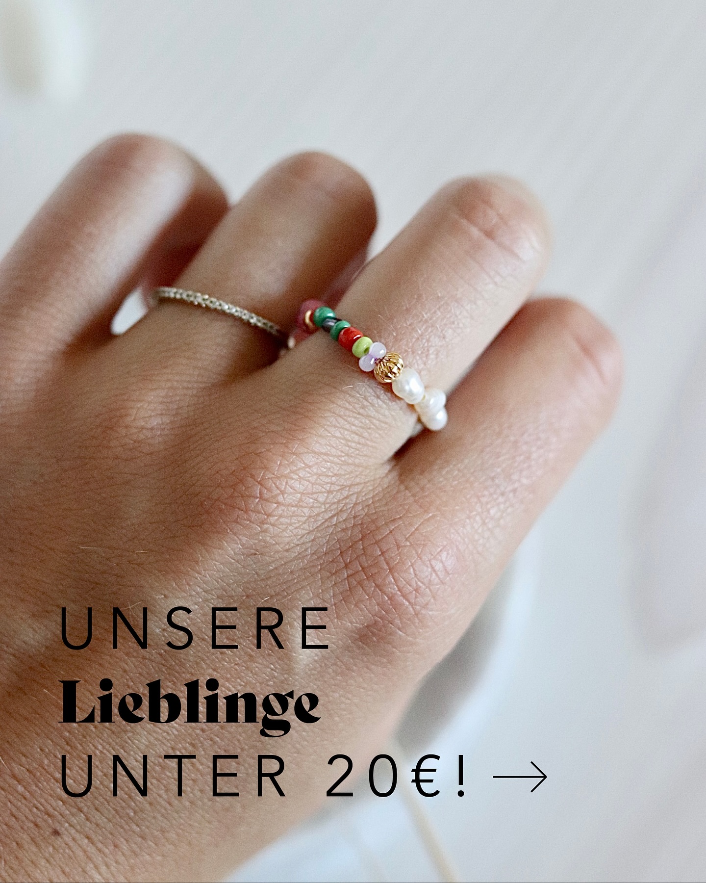 Unsere Liebelinge unter 20€ passen perfekt zu jedem Moment ✨ ob für dich selbst oder als Geschenk.
Neugierig? Schau dir unsere Schätze an 🤩