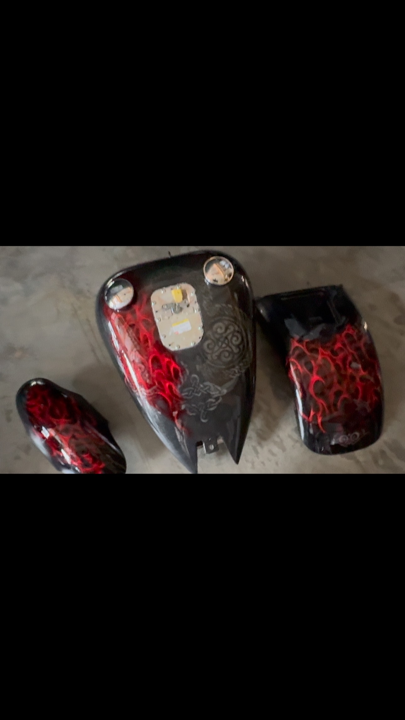 Fire Fire! #custompaint #lacksatz #lackierung #realflames #Motorrad #motorbike #motorcycle #airbrush #germanbikeprojekt by #robby