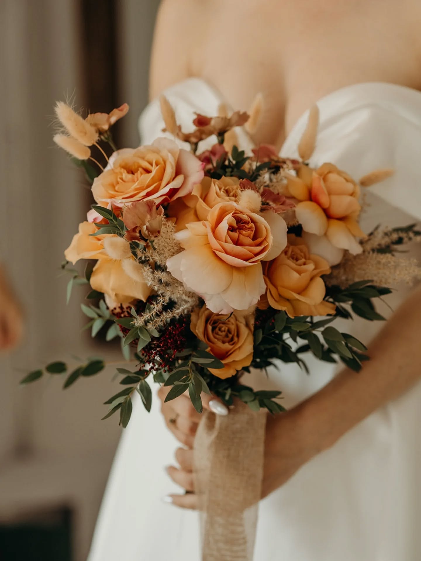🌾 D & J 🌾
21.06.2025
Une ambiance chaleureuse, des mariés adorables...
Encore un beau mariage en Provence 🌼
Lieu : @domaine_du_grand_singe
Photographe : @manon.wedding.photographer
Vidéaste : @focusbyhugo
Fleuriste : @melaine.bois.fleuri
Mariée : @ocarina95
#fleuriste #flowers #frenchweddings #flowerlovers #fleursmariage #fleuristeevenementiel #mariage #mariageenprovence #weddingsouthoffrance #weddingprovence #weddingsinfrance