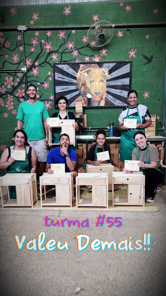 🎥 Um registro do que foi a nossa turma de numero 55 do curso de marcenaria e vão perceber como essa turma foi linda!😍
É um prazer para nós ter mais de 40% do nosso publico todo feminino nos cursos de marcenaria. É muito legal fazer parte dessa história! Muito obrigado a todas e todos pela confiança! Estaremos sempre de braços abertos para recebe-los novamente aqui, e para receber qualquer nova ou novo interessado nessa linda arte chamada marcenaria… 💚
Muito obrigado Beatriz, Francis, Jaqueline, Ludmila, Marcela e Pedro pelos dias juntos aqui na nossa casa! 🫶
#eraoquefaltava #escolademarcenaria #cursodemarcenaria #marcenariacriativa