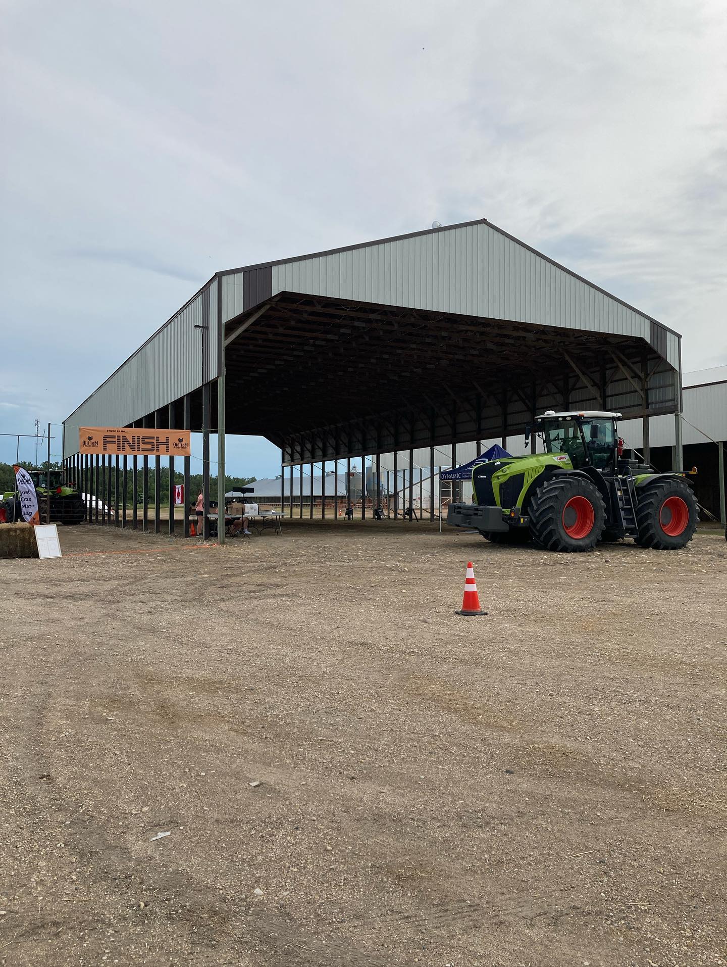 The farm is ready to be overtaken by the tent village!
Runner checking and tent set up is this evening from 6-8 and tomorrow morning from 6-7:30.
See y’all soon!!