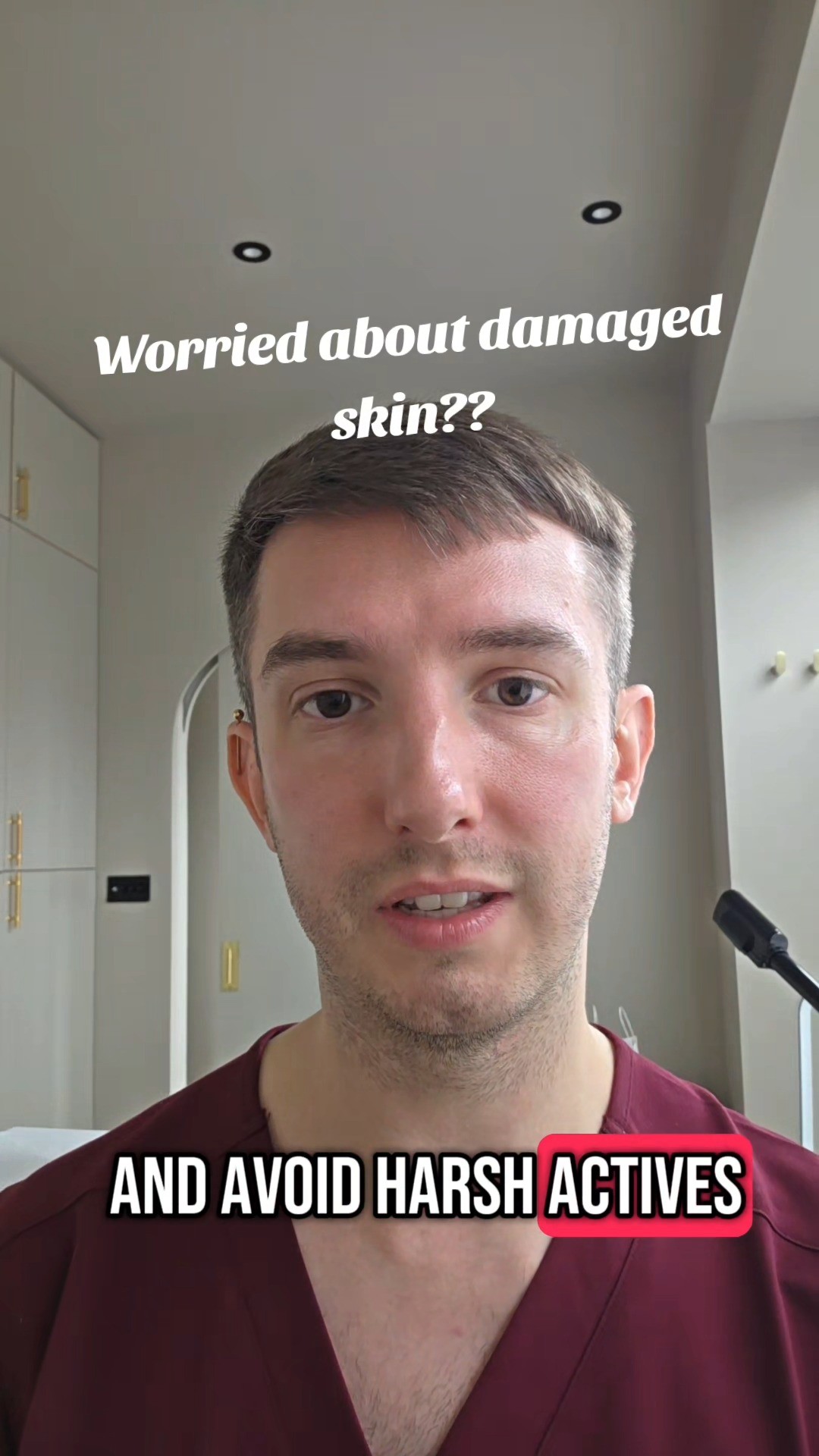 Worried about skin damage? 👀✨
Here are 3 signs to watch for — and what to do:
1️⃣ Dry, flaky skin – Your barrier might be compromised. Use a gentle cleanser + rich moisturizer.
2️⃣ Dark spots – Sun damage shows up as uneven tone. Add SPF + a vitamin C serum daily.
3️⃣ Fine lines – Signs of photoaging. Retinol + hydration are your BFFs.
☀️ Daily SPF is non-negotiable.
💧 Consistency is key.
#skintips #ConfidenceBoost #aesthetics #Skincare #SkincareRoutine #Aesthetics #facialtreatment #Esthetician #agingwellness #AestheticClinic #HealthySkin #clapham #ProfessionalSkincare #Facials #agingwell #ClearSkin #beauty #facials #Beauty #antiaging #GlowingSkin #Microneedling #DarylsAesthetics