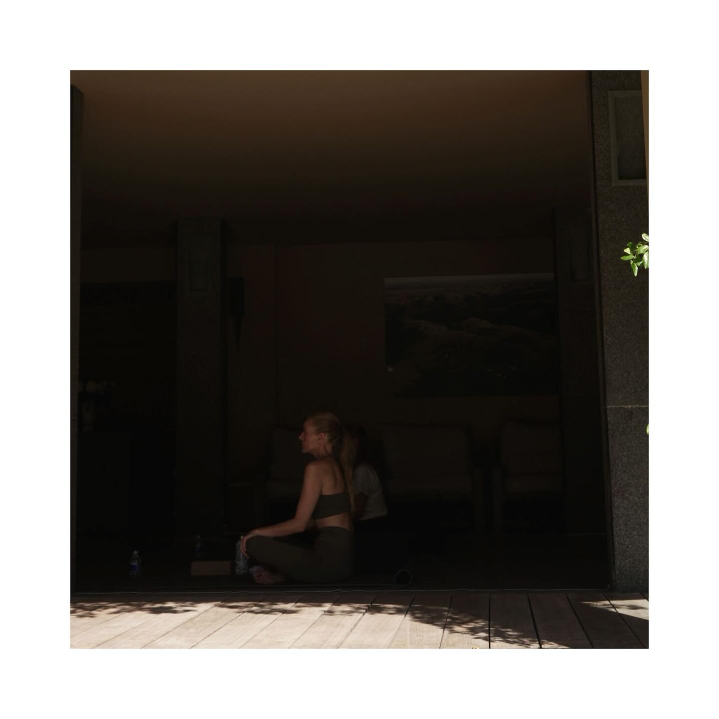 In the stillness of a mindful moment, life reveals its quiet brilliance, and your authentic self.
Mindfulness is not merely a practice, it is a way of being that invites us to meet each moment as it is, without judgment or resistance. When we are present, the ordinary becomes extraordinary: the warmth of sunlight on the skin, the rhythm of breath, the texture of silence.
Amid the rush of modern life, mindfulness offers a gentle pause, a space to reconnect with ourselves and the world around us. It teaches us to observe our thoughts rather than be ruled by them, to feel emotions fully without being consumed.
In this space of awareness, we find clarity and calm, even in chaos.
Practicing mindfulness deepens compassion, both inward and outward. We learn to meet ourselves with kindness, forgiving our imperfections and nurturing our well-being. In turn, we become more attuned to the struggles and joys of others, cultivating empathy and presence in our relationships.
Over time, mindfulness reshapes how we engage with life, which is why I use it as a core in my coaching. It helps reduce stress, improve focus, better sleep quality, make better health choices, and enhance emotional resilience. But beyond the benefits lies a deeper gift: the ability to truly live and not be caught in the regrets of the past or the worries of the future… But to be rooted in the richness of now.
To be mindful is to wake up to the miracle of the present.
And in that awakening, we discover that peace has always been within us, patiently waiting to be seen.
Mindfulness practices include breath work, meditation, forest bathing, journaling, mindful walking / eating, body scans, tai chi, yoga, sound baths …. Pick your favourite and do them often as possible to truly savour your life 🧘🏼♀️
Thank you to @solaceandserenity for the reminder during the beautiful Rise & Shine Retreat ✨
📸 @waterlemonhealth
.
.
.
.
.
#mindfulness #mindfulliving #meditation #breathwork #holistichealth #functionalmedicine #healthcoach #fmchc #imperiumhealthcoaching #yourhealthyourpower