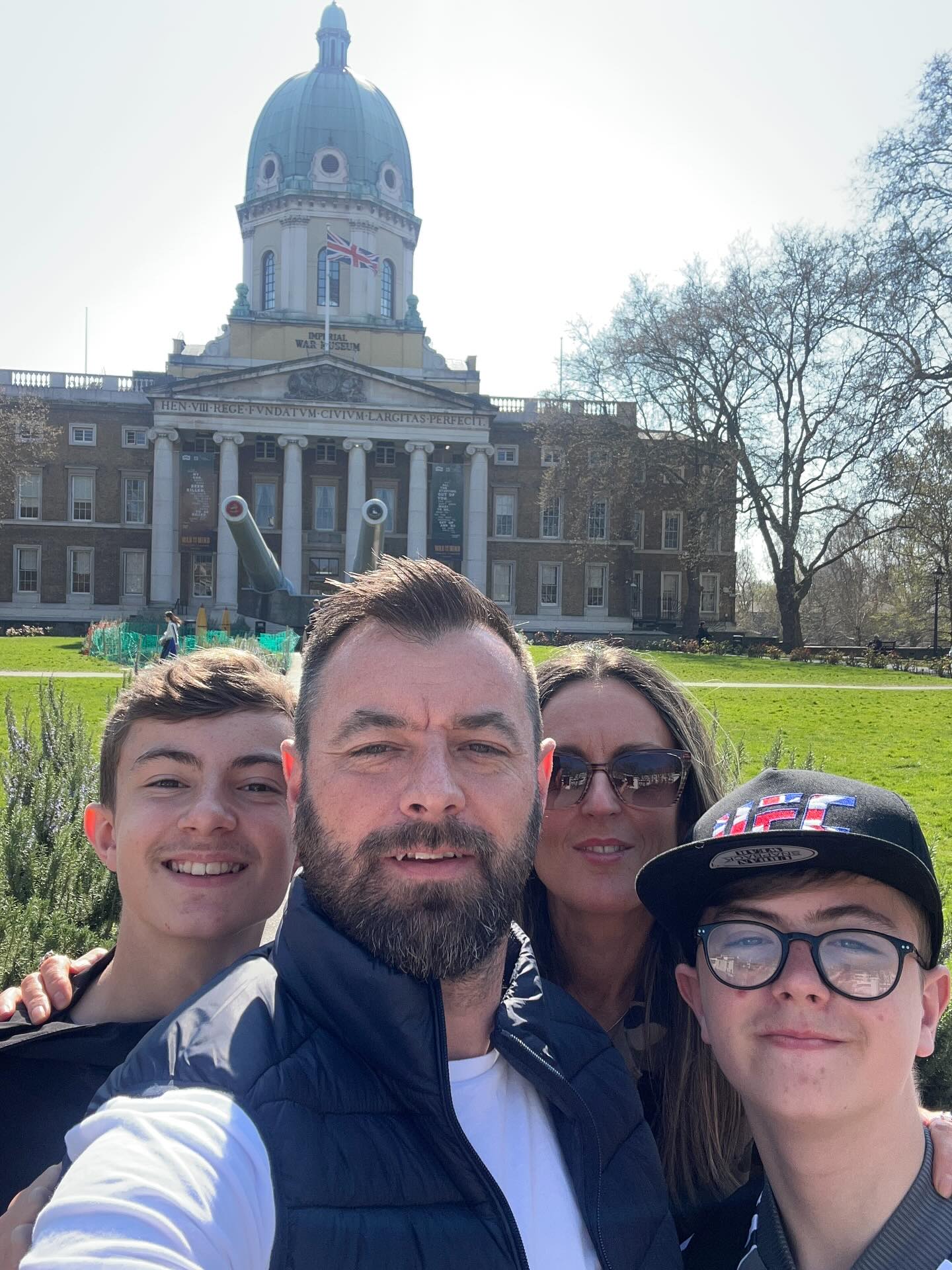 Happy Birthday @sonjef79 love ya mate keeping being you and don’t ever change 💙💙⚒️⚒️ you make myself & @jode_and_her_emacity proud every day.