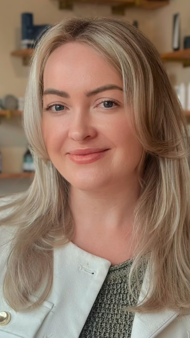 There’s something timeless about babylights in champagne tones—those soft, sun-kissed highlights that give your hair a natural glow without ever looking overly done.
Hair colour that enhances natural beauty—subtle, luminous, and expertly blended by Jordan, who truly understands how to create colour that lasts and flatters. 🎨✨
💫 Why babylights are a favourite:
• Natural-looking, face-brightening effect
• Soft regrowth = low maintenance
• Blends seamlessly with your base colour
• Ideal for that ‘just back from holiday’ radiance
Champagne blonde is trending for a reason—elegant, soft, and universally flattering.
💻 Book your transformation now – our easy online booking is available via the link in bio.
Not sure what service is right for you? Start with a free consultation—we’re here to guide you.
#LaBohemeHub #ChampagneBabylights #NaturalBlonde #HairColourTrends #LisburnHairSalon #SoftBlonde #LuxuryHairNI #JordanAtLaBoheme #HairRefresh #lisburn #northernireland #lisburncity