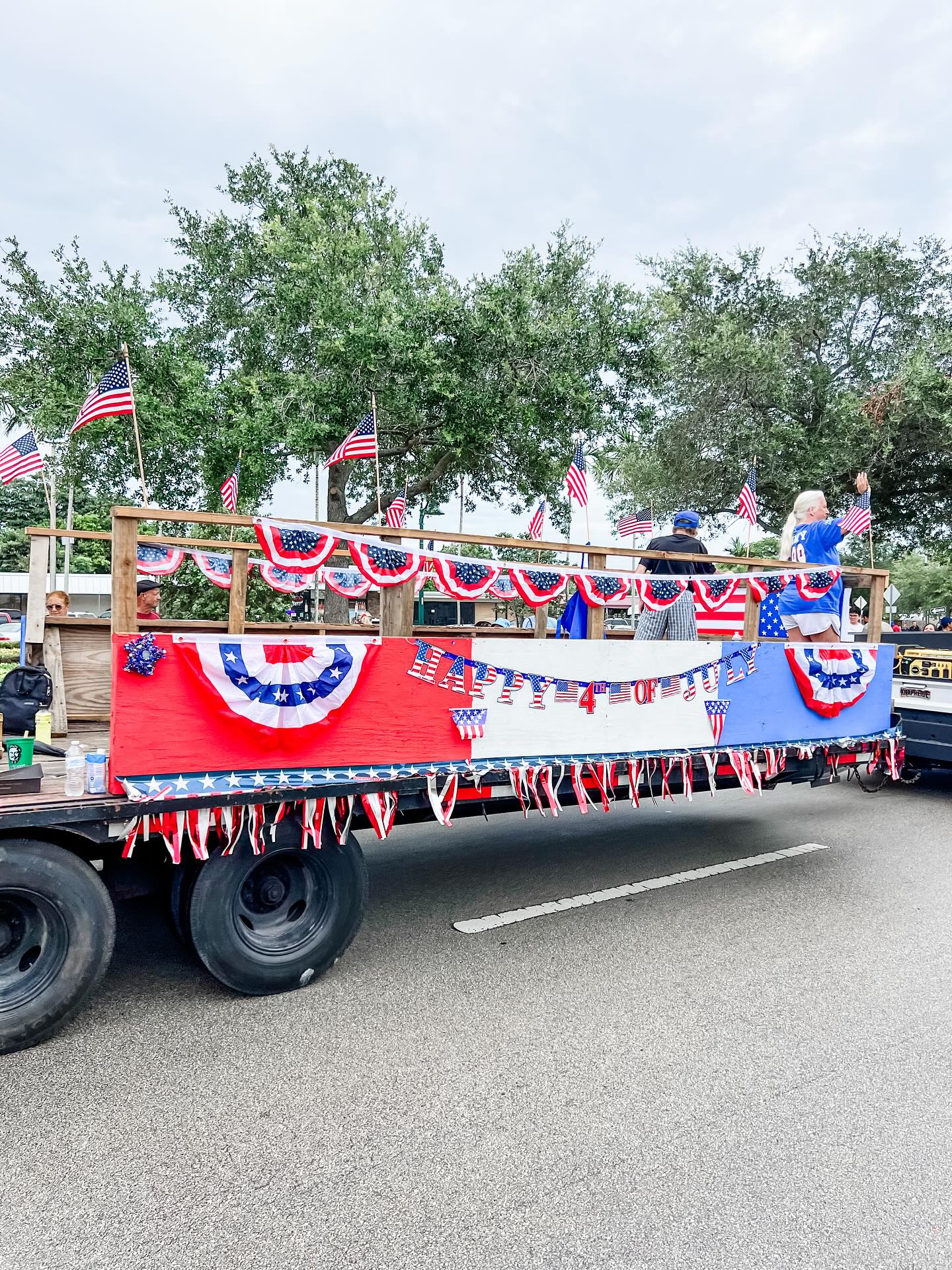 ❤️🤍💙Favorite day!💙🤍❤️
Galatians 5:13 says, “For you were called to be free, brothers and sisters; only don’t use this freedom as an opportunity for the flesh, but serve one another through love.”
The Lord gave us some helpful instructions on freedom and we are very much in need of them! May we set our gaze not on division and fighting, but on asking God how we can be a part of the solution - small, faithful acts of Spirit-led love every day to the people in our world.
It is here in America where we can freely and confidently respond to Zion’s request to gather as a family in the living room to pray for the leg pains he has been having. We can bake muffins in our kitchens, leave surprises at someone’s doorstep, share a Bible verse with the grocery store employee, and worship on Sunday with friends.
These freedoms were purchased at a great cost, as many chose to lay down their lives in an ultimate act of love. May we remember. And may that remembering lead us right back to Galatians 5:13 and Jesus’ ultimate act of love. This holy inspiration is what we need to rise each day in humble gratitude for freedom in Christ to pour out, serve, and build His kingdom here on earth!
Happy Birthday America! 🥳
🇺🇸🧨🌭🇺🇸🧨🌭