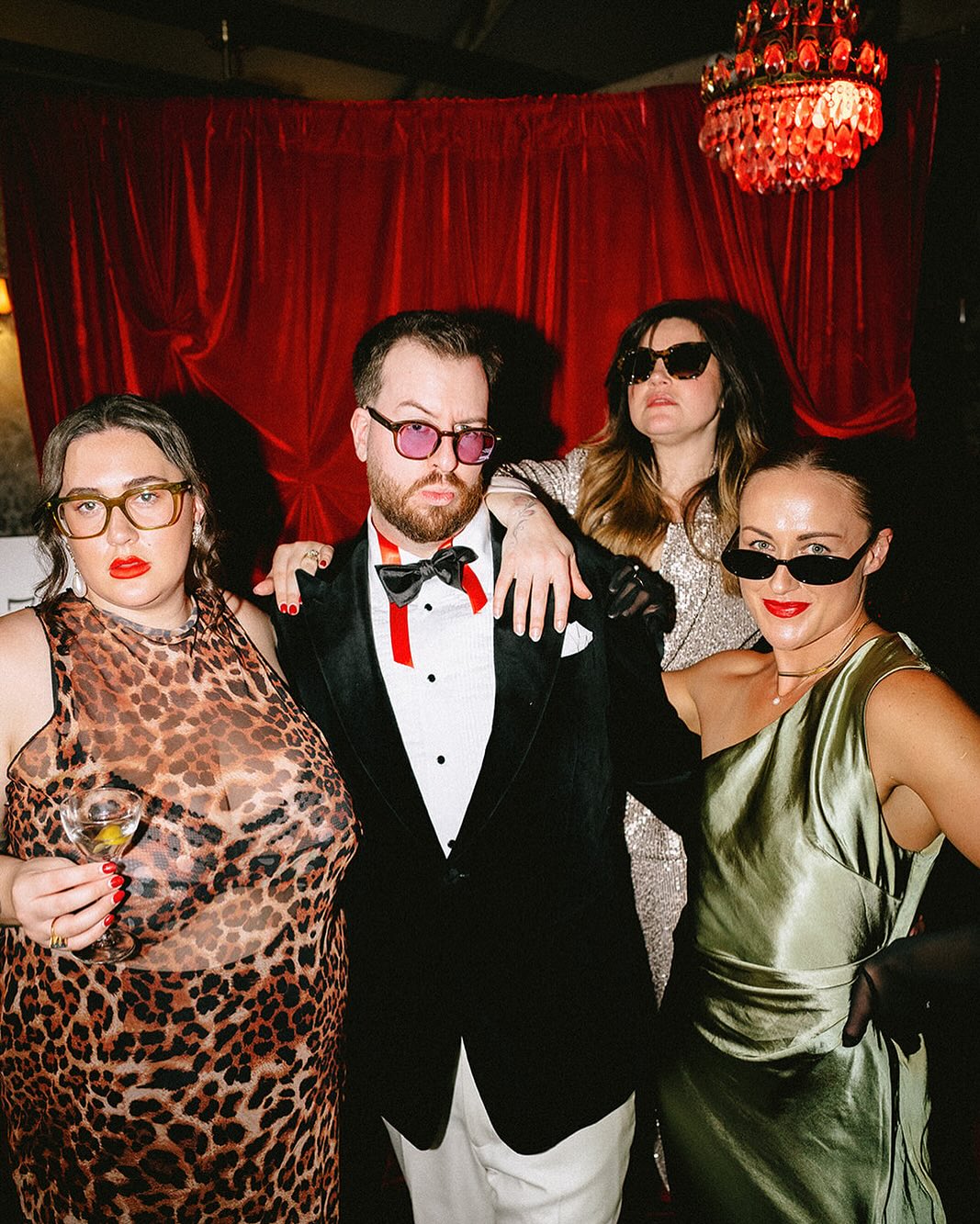 NICK KING OF HEARTS X MURDER MYSTERY X THIRSTY THIRTY ♥️🃏♣️
Our King of Hearts turned thirsty thirty on Saturday and darling, it was DEVILISHLY DIVINE.
Em from @goldenhoureventsco_ whisked us away to a Monte Carlo Casino Royale dream at @the_18th_amendment_bar, complete with shaken martinis and murder on the menu. 🍸🔪
A murder mystery set the scene, before layers of theatrics unfolded. A champagne tower, personalised playing cards, live performances and a cake assembled live before our eyes.
Honestly… does it get any better when creatives come together to celebrate one of their own?
Happy Birthday Mi Amoreeeee ♥️
Stylist: @goldenhoureventsco_
Venue: @the_18th_amendment_bar
Cake: @gigglesbakery
Live Performer: @abbeypaigewilliams
Stationery: @sunnycollectiveco
Champagne Tower: @eventswithamie
Birthday Angel: @weddingswithnick
Murder Mystery Narrator: @marryme.mads
Murderer: @mkmac