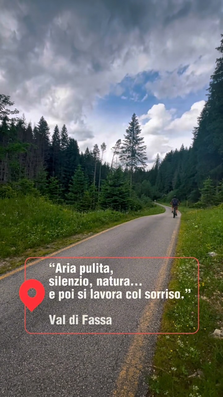 👉 il mio tragitto casa-lavoro?
Una ciclabile tra le Dolomiti! ⛰️
Parto immerso nel silenzio della natura,
Sfreccio sulla ciclabile della Val di Fassa
tra i profumi del bosco 🫐 e le cime dolomitiche.
Meta finale: il Dolomites Geyser dove si mangia, si balla, si vive!
🔥il locale dove l’aperitivo inizia..col cardio!
Ma niente paura.. al Geyser si recupera
a suon di piatti 🍳, panorama 🌄 e bassi 🕺🏼!
#dolomitesgeyser #valdifassa #qctermedolomiti #pozzadifassa #dolomiti