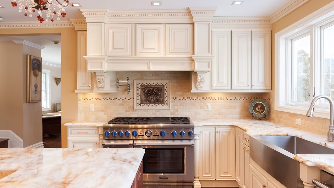 🏬 Why pay more? Discover our premium cabinets at amazing prices without compromising quality! Visit our showroom today.
csjcabinets.com/blog