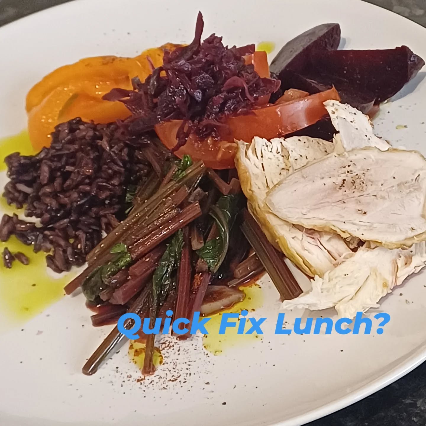Feeling ravenously hungry come 1pm? You are not alone, I get this feeling, too, especially if I have been going off track from a healthy lifestyle for some time.
This is when a little meal preparation and meal planning comes in handy.
I love having cooked healthy food ready to go for lunch.
When you have healthy prepared ingredients ready to hand, you can put together a healthy lunch in a matter of minutes.
This plate is full of nutrients rich in antioxidants. It will help with balancing my blood sugar with fibre, protein, and healthy fats.
To dress the plate, I drizzled it with pomegranate molasses, chilli powder, 🧂 and pepper and fermented purple cabbage.
I chose chicken as my protein source for those on a vegetarian based diet. Try tofu, tempeh, cheese, or beans.
If you have healthy food ready and eat at regular times, you can get on top of your cravings.
If you are stuck in a rut and are trying to get back on healthy eating, download my "Crush Your Cravings" free giveaway for helpful ways to curb your cravings. The link for the guide is in my Bio☝️
Facebook, get your guide here: https://www.susandavisnutrition.co.uk/freebies
#healthylunch #healthymealprep #bloodsugarbalancing #howIbalancemybloodsugar #backontrack #healthylifestyle #freebiecrushyourcravingsguide