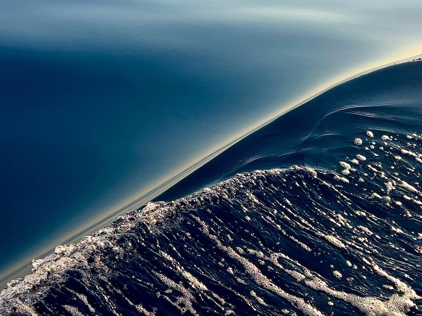 Water study on a calm calm calm ocean…. You don’t see it like this very often 😍😍😍 On route Sardinia - Sicily