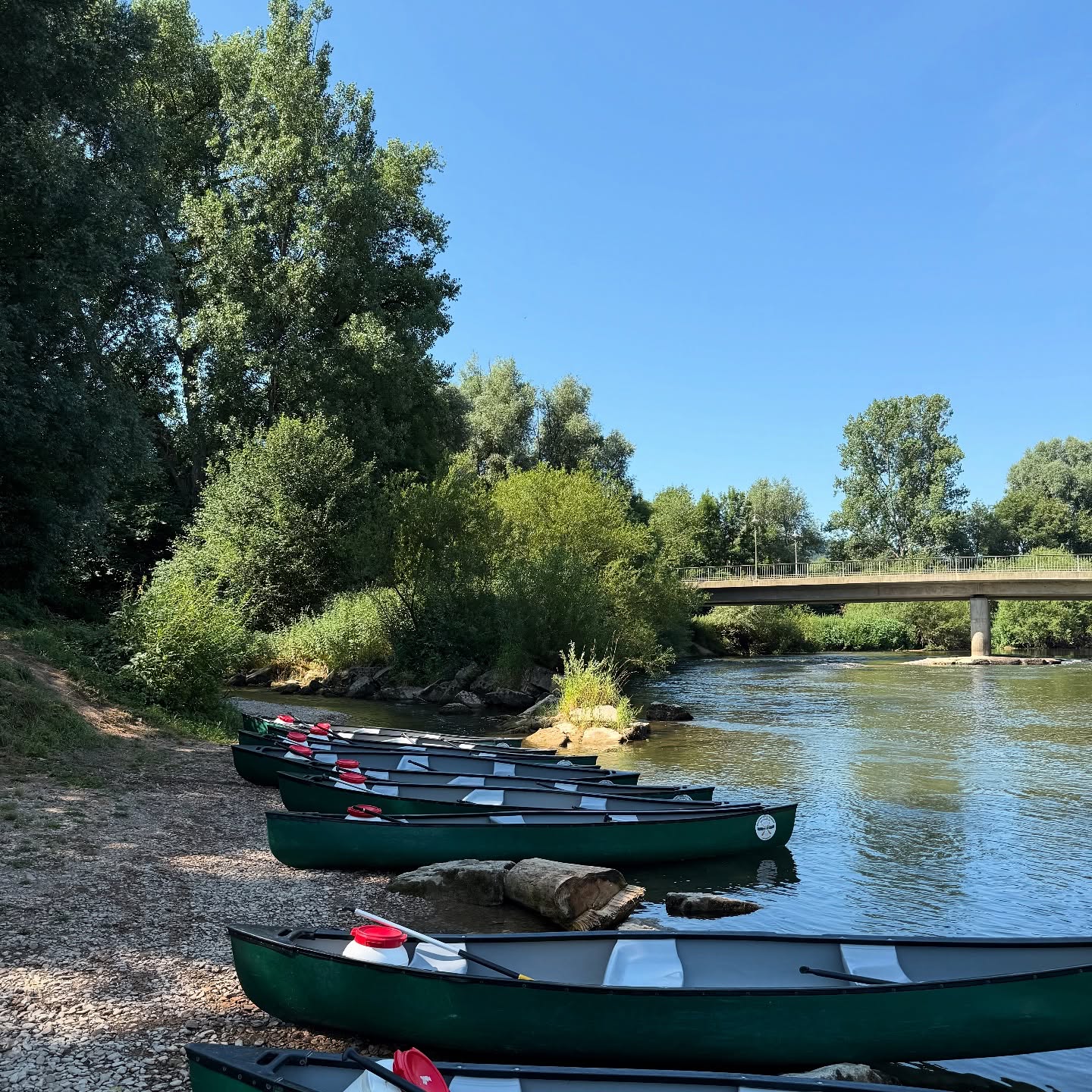 😎🛶