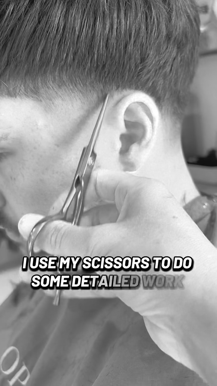 Taper tutorial: Learn how to fade, control your lever, and master blend points. Precision starts with the basics. #BarberEducation #BritishSchoolOfBarbering #TaperFade #BarberingTutorial #FadeTechniques #LearnToCutHair #BarberTok #SimplicityRedefined