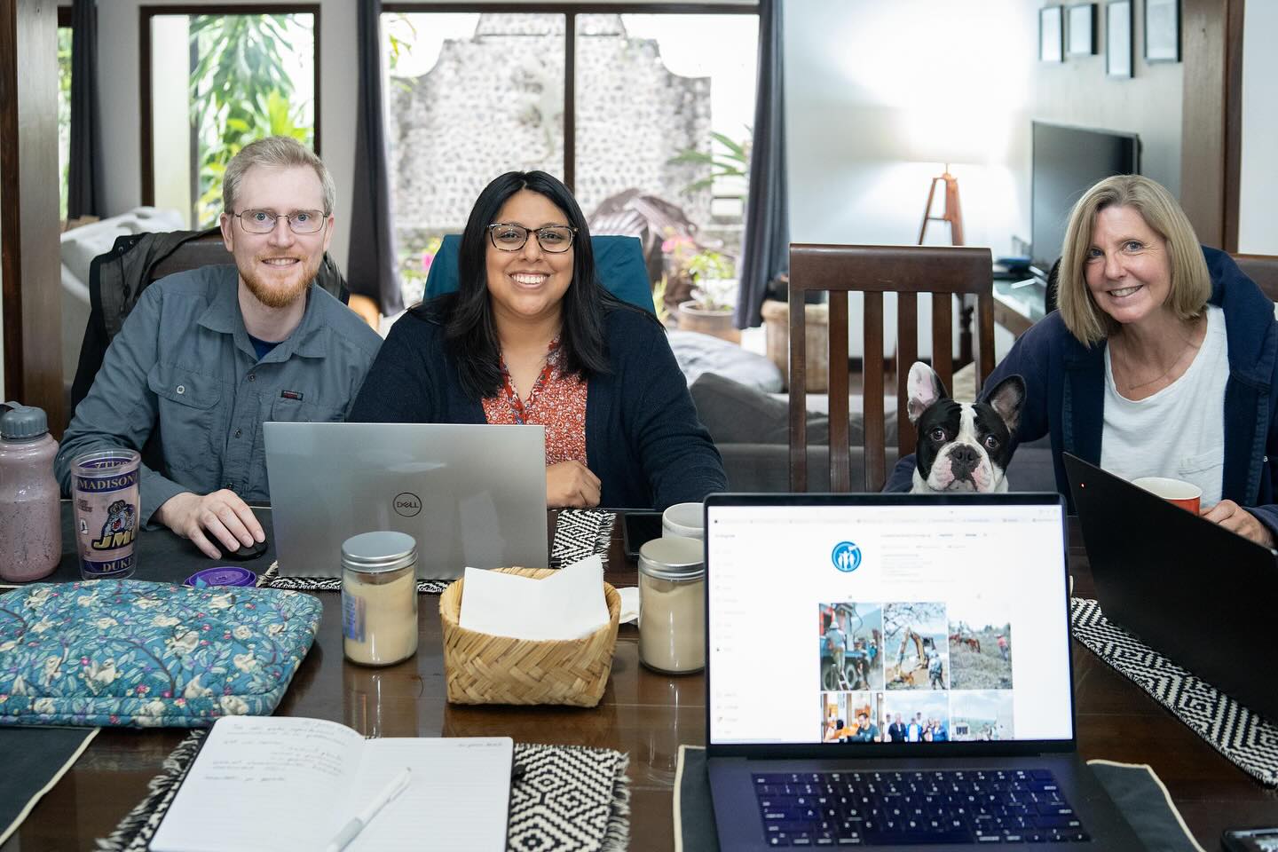 Recent Updates to our website are definitely worth checking out! Big Thank You to @seanmaxon and @chicafromguate for your huge help in this!! Thank you so much (siempre) to our website designer @lovie.aldana! And to @ea.fotografo, Sean and Catherine for your contributions! We are so grateful for each one who dedicates time and talent to support Casa de Gracia, Such an amazing team!