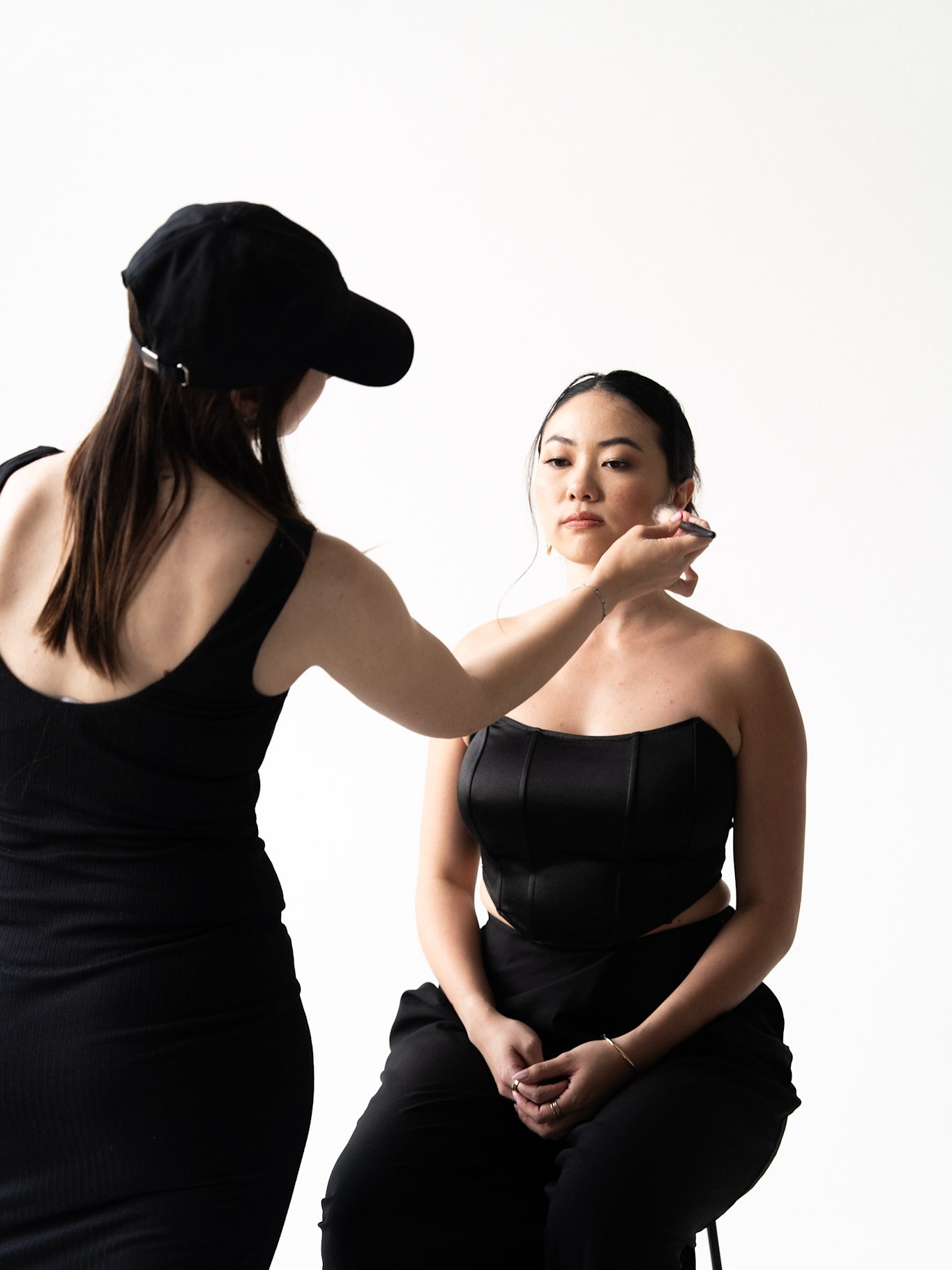 This used to be the dream… now it’s just my life 🩷
•
•
A little BTS from a shoot I did with a wonderful group of boss babes 🫶🏼
Model : @jessyyyc_
Photographer : @jessicaslifekit