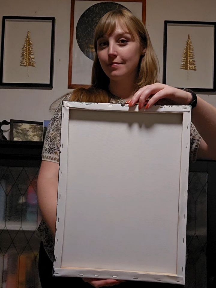 My first fantasy animal painting!
This was so fun and so challenging to create! It's part of a new series to prep for a show! The theme of the show is awakening; the feeling of finding hope after deep despair. I love playing with light in my paintings and this show is meant to be fantasy themed so I am trying to bring those two elements together for my pieces. This is the first of a few I have planned out - wish my luck on the rest!!
#traditionalartist #traditionalart #painting #acrylicpainting #canadian #canadianartist #woman #femaleartist #fantasy #sword #swordinthestone #jackalope #fantasycreature