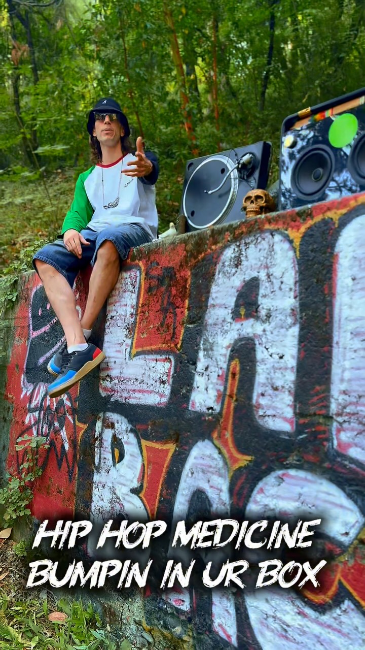 BoomBoomShakalaka We Ready to Rock
It’s that #HipHopMedicine Bumpin in ur Box
Get em Up Get em Up It’s the new Boogie Down
Footloose even with the Heavy Crown Woah
Ready for Action Alert Aware as we Rise
Put Ur Hands High if Your Grateful to Be Alive
Verse 1 from
Get Em Up by @wingedcobra 🐍🪽
Dove Mosis @amarukasol
Produced by @sebastian_campaign
Original Lyrics by Dove Mosis