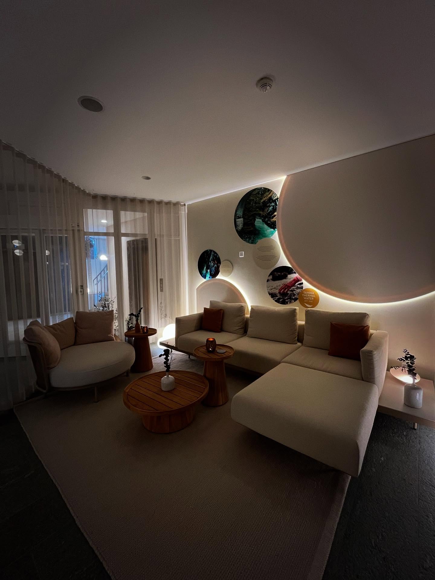 Relax Time in @resortragaz
#badragaz #heidiland #graubunden #gr #grigioni #malanz #relax #spa #fivestars #hotellerie #michelinguide #michelin #sundayvibes #switzerland #suisse #svizzera