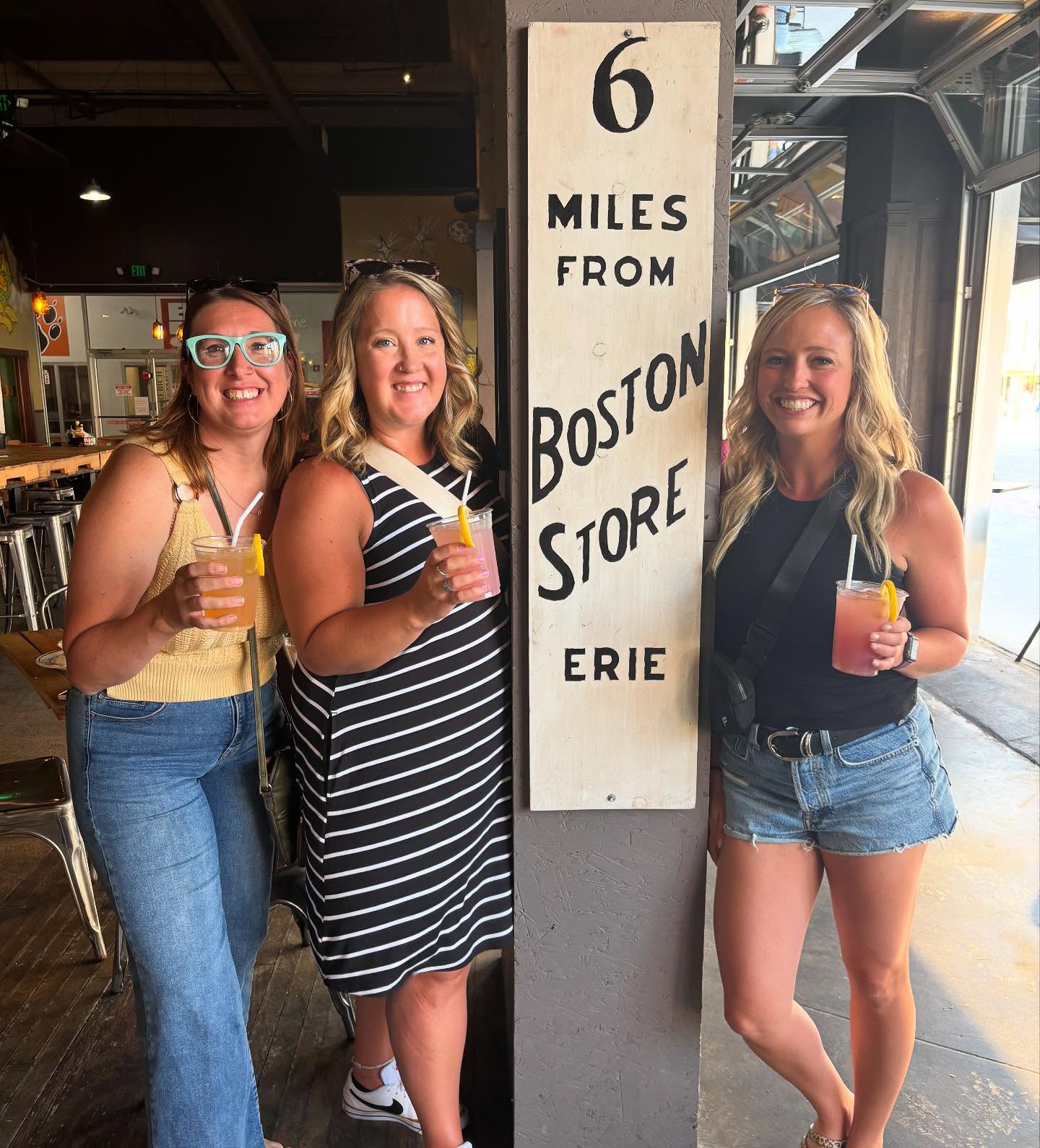 Wednesday’s are for #HappyAppyFoodTours! 🍹
We’ll see you tomorrow! 🍻