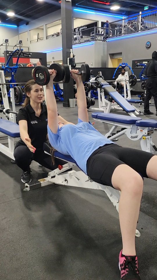 Girls can lift 💪💞 14 yo already hitting the 15's like it's nothing 👊
Nouveau record pour notre belle ado Gabrielle 🏆
Ado Active : les jeudi 17h (réservé aux adolescentes âgées entre 13-15 ans)
Booking : info.bootybyodely@gmail.com
#coursdegroupe #teambootybyodely #girlpower #girlswholift #strongwomen