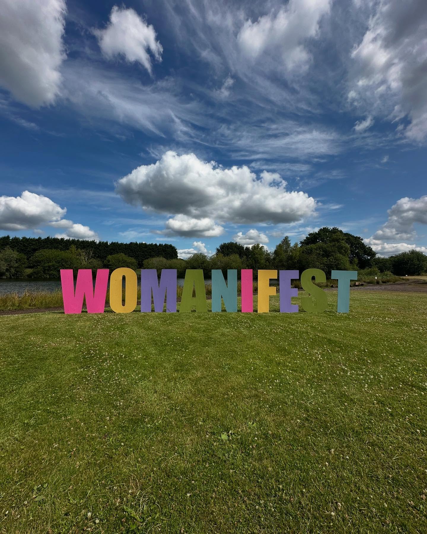 So this weekend we welcomed @womanifest.uk The wellbeing & empowerment festival that had EVERYTHING!