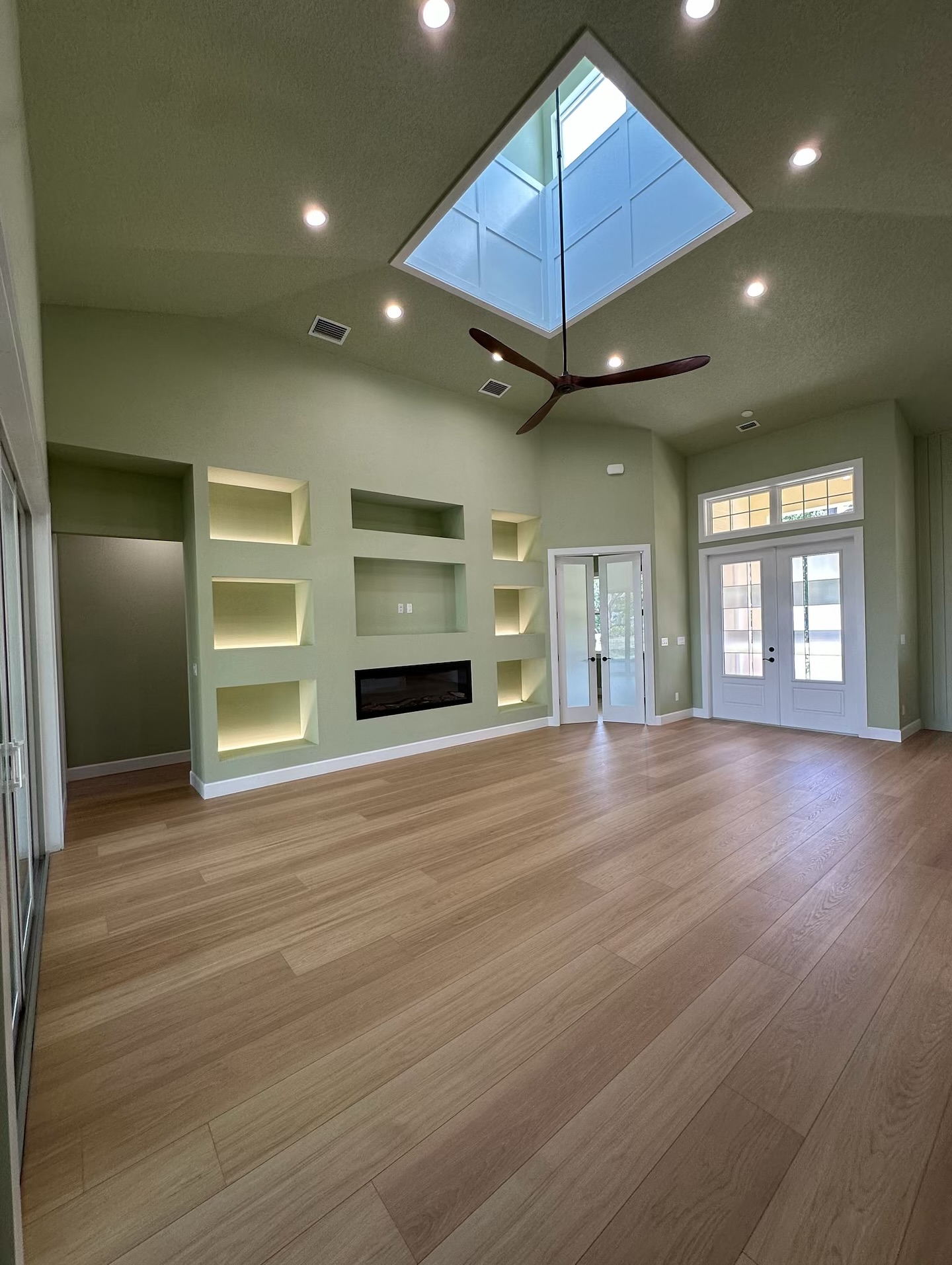 ✨ Custom Living Room Goals ✨
From the soaring ceilings to the long drop-down circular fan and the built-in shelving that frames the fireplace perfectly—every detail in this space was designed with both style and function in mind.
Whether you’re hosting or relaxing, this living room is the ultimate backdrop. 🏡❤️
.
.
.
.
.
.
#customhome #treasurecoast #treasurecoasthomes #newconstruction #construction #fortpierce #design #portsaintlucie #customcare #fl #lot #acre #realty #investment #mortgage #homeloan #newhome #hgtv #plmconstructionllc #builder #homedesign #newbuild #homesweethome #homedecor #homedecoration #reelsinsta #housereels #viralreels #explorepage #foryoupage