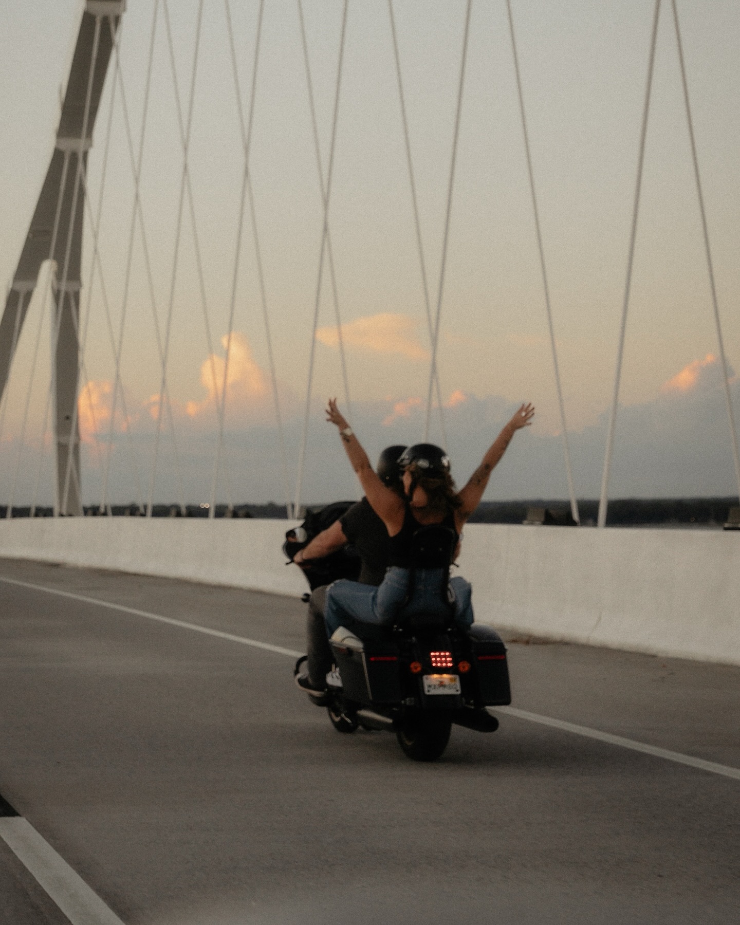 Just a throwback to when my bestie got engaged and then we got to take fun pictures on their motorcycle. It’s so “them”, I’m still just obsessed with these. 🤍
#photographer #engagement #engagementphotographer #weddingphotographer #engaged #motorcycle #pensacola #florida #floridaphotographer #pensacolaphotographer #alynnephotos #alynnephotography #harleydavidsonmotorcycles #pensacolabaybridge