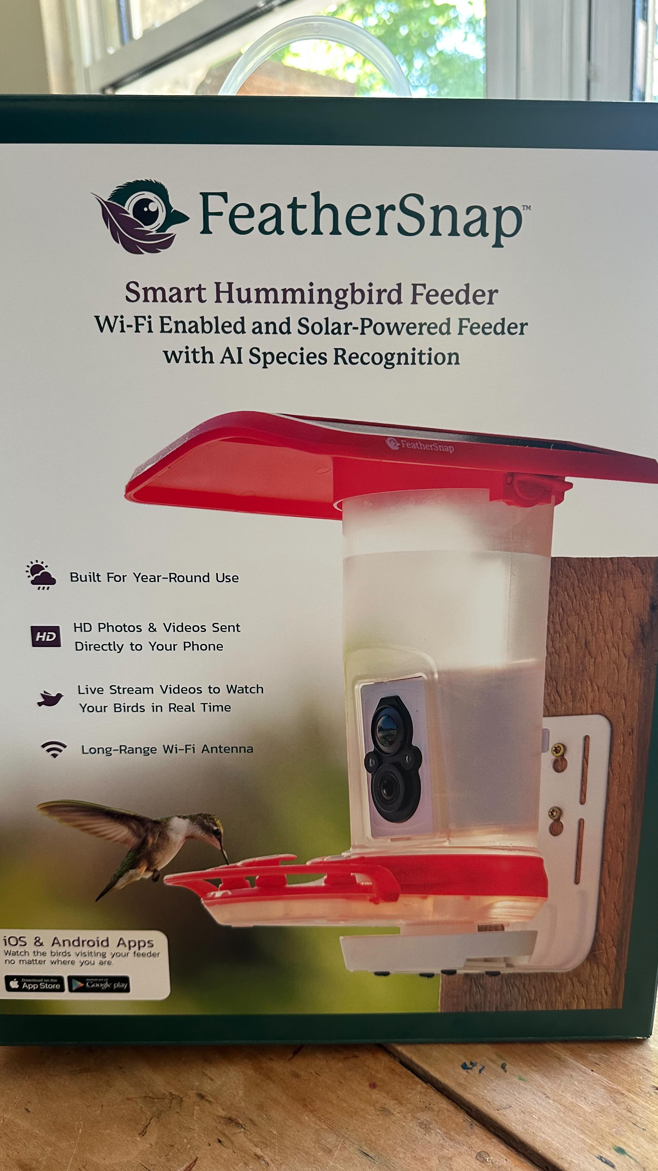 For all our bird lovers out there….have you tried a #feathersnapcam? We are loving our hummingbird feeder!
#birds #birdwatchers #feeder