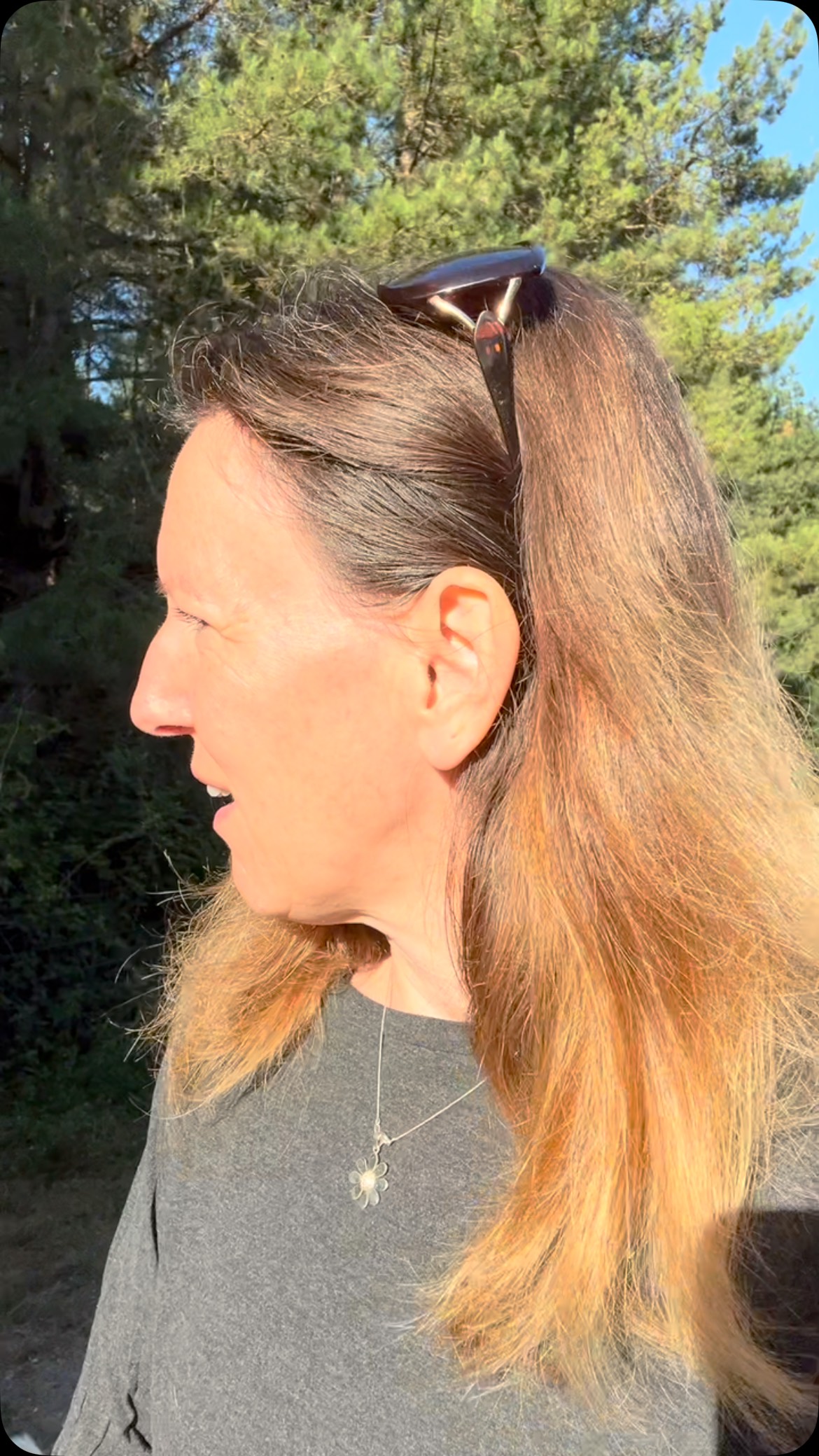 Happy Thursday, beautiful souls 🥰
I’m here at @forestedgearena for the incredible @adulttrainingcamp, starting the day with animal communication and tarot readings 💫
If you’ve been feeling the nudge for insight, clarity, or connection — I offer both virtual and in-person sessions (depending on location).
Both are equally powerful in their own way and guided by what you need most in the moment ✨
Drop me a DM if you’d like to book or find out more 💌
#AnimalCommunication #TarotReadings #SoulConnection #HeartToHeartSessions #IntuitiveGuidance #ListeningBeyondWords #AnimalIntuition #VirtualSessionsAvailable #InPersonOrOnline #EnergyKnowsNoDistance #SoulAwakening #ForestEdgeArena #EquineConnection #FollowTheWhispers #ThursdayVibes #HealingWithAnimals