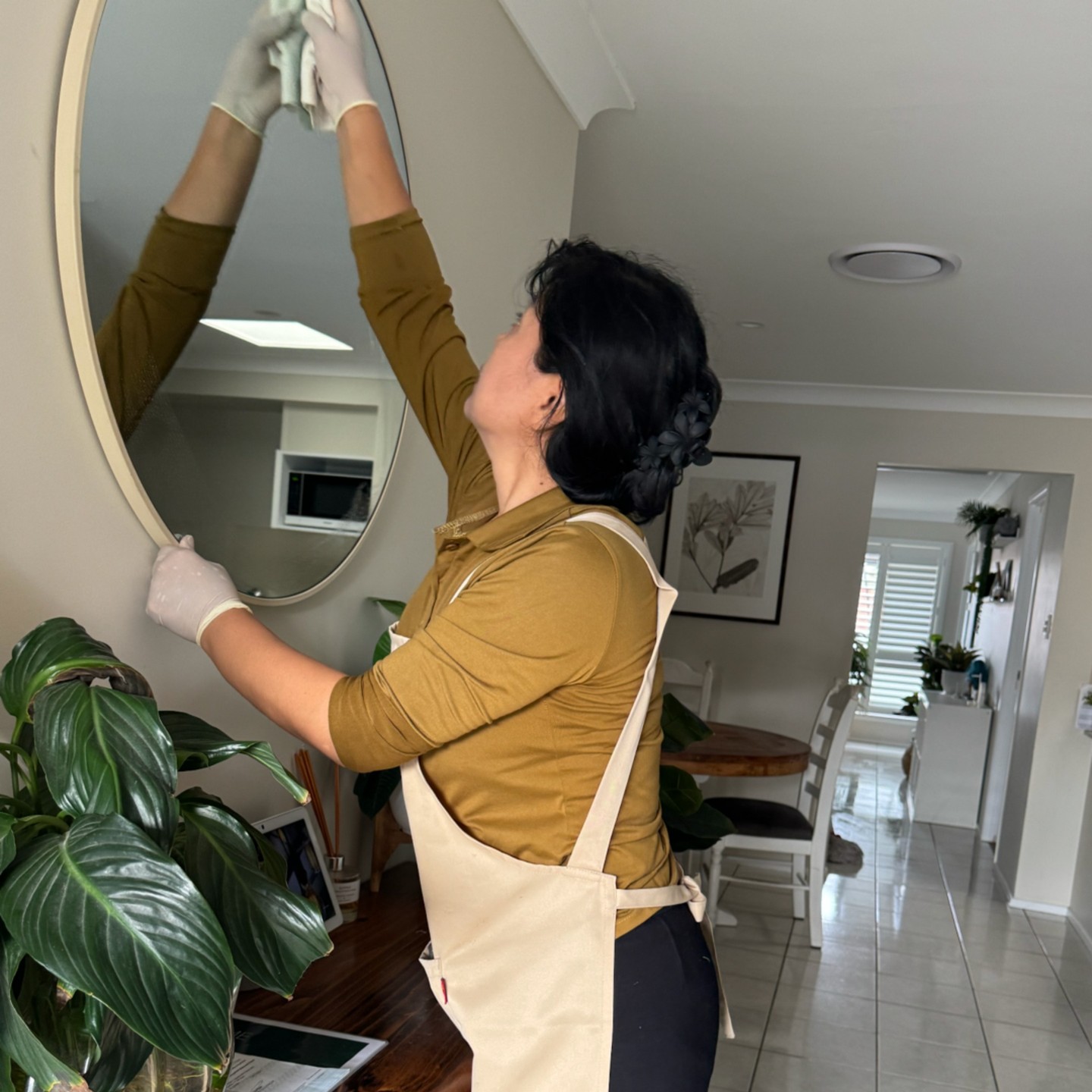 🧓🏻👵🏻 We Specialise in Aged Care Cleaning – Helping Our Elderly Clients with Heart 💛
At Eileen Cleaning Services, we understand that many elderly clients are living alone, and a clean, safe, and comfortable home can make a world of difference to their wellbeing.
Our team is friendly, professional, and always ready to lend a hand with compassion.
📞 Contact us today if your need a helping hand with cleaning at home for your parents.
#AgedCareCleaning #ElderlySupport #EileenCleaningServices #NDISCleaning #HomeHelpForSeniors #墨尔本清洁服务 #老人清洁 #家庭护理 #Homecarepackage
#EileenCleaning #Melbournecleaning #Melbournehousecleaning #Melbourneofficecleaning #NDIScleaning #Airbnbcleaning
