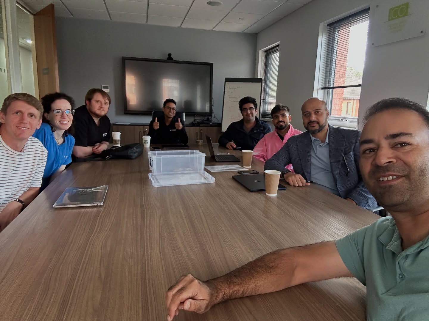 Implant mentoring with @teeth_by_anu, Last clinical day for 2nd years @icedentalinstitute #dentalimplant #dentalimplants #icedentalinstitute #restoreteeth