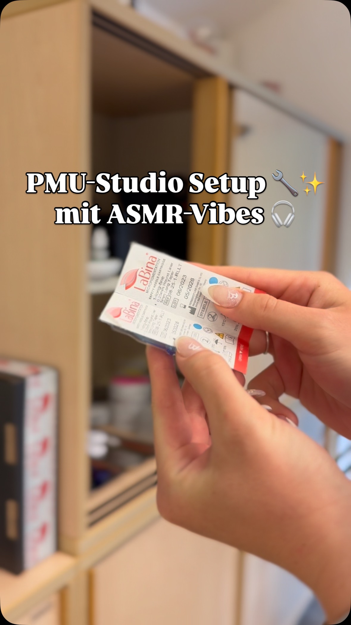Studio-Check, aber make it ASMR 💅🎧
Labina Nadeln bereit? ✔️
Seife und Desinfektionsmittel am Start? ✔️
Willkommen bei der stillen Magie vor der PMU-Session.
#PMUPrep #LaBinaVibes #ASMRStudio #BeautyBehindTheScenes #PermanentMakeup #CleanSetupMood #BrowReady #pmu #permanentmakeup #saalfelden #asmr #labina #visionblue