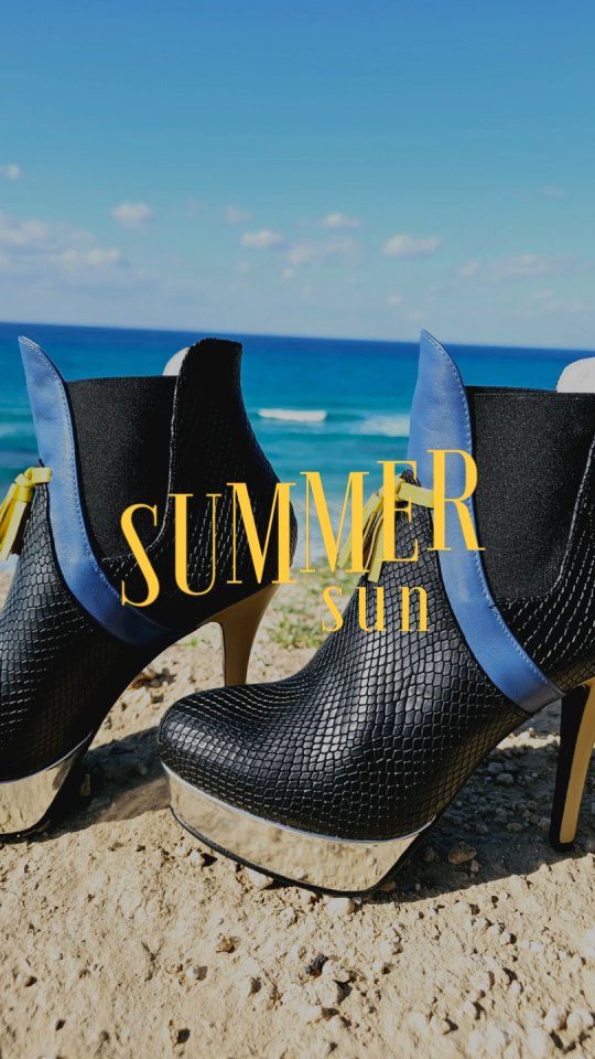 every vacation deserves a bold pair.
#faireoirshoes #faireoir #vacationwithstyle #statementshoes
#IndependentDesigner
#notforeveryone
#wearableart
#StatementShoes
#designeddifferently
#boldfashion
#heelsofinstagram
#sneakerart
#customsneakers
#PowerHeels
#uniquefootwear