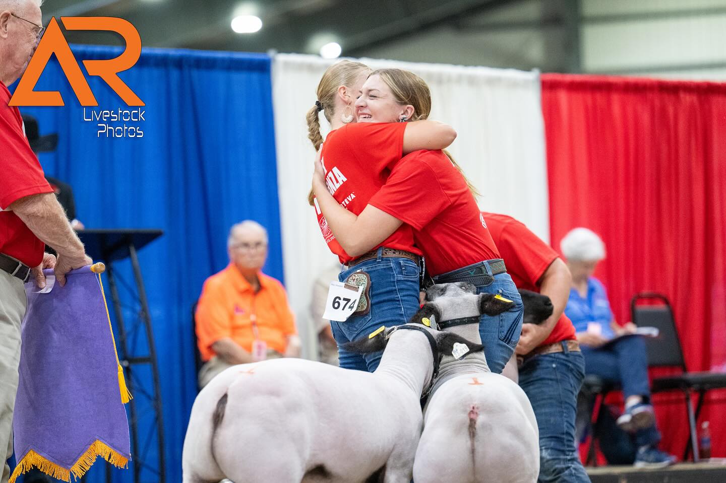 Delaware State Fair— we’re headed your way! 📸🏆
We’re thrilled to be back @delstatefair
Catch us ringside all week long capturing all the big smiles, champion drives, and show day memories— and don’t miss your chance to book a mini session. These always go fast!
🗓️Book here (link in bio):
https://book.usesession.com/s/EXjhF0V5F-
In the meantime enjoy these ‘22-23 DSF flashbacks ⚡️
WWW.ALEXISRADUNLIVESTOCKPHOTOS.COM