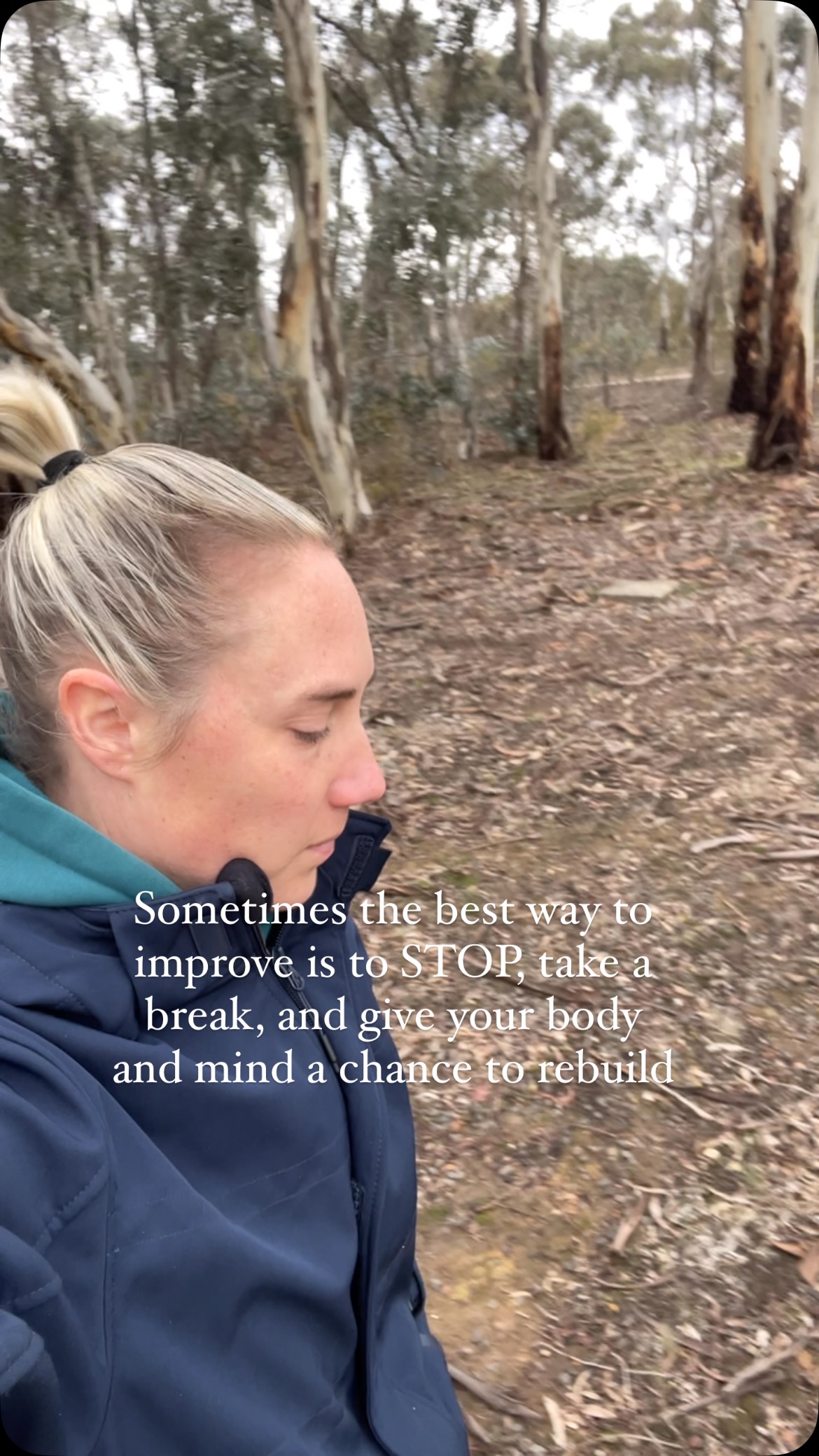 I’m not one to recognize when my body needs a break. I will continue to push even when all the signs say I should stop 🛑
This has been particularly hard when I’ve technically been out with an injury for 12 weeks, so in my mind I’ve only really been training for 3-4 weeks.
Realistically, rehab is still super taxing on the body, as is recovering and repairing an injury, but mostly it’s the mental toll.
My body has been screaming for a break for weeks so this is me trying to listen and learning to embrace it 🫣😒