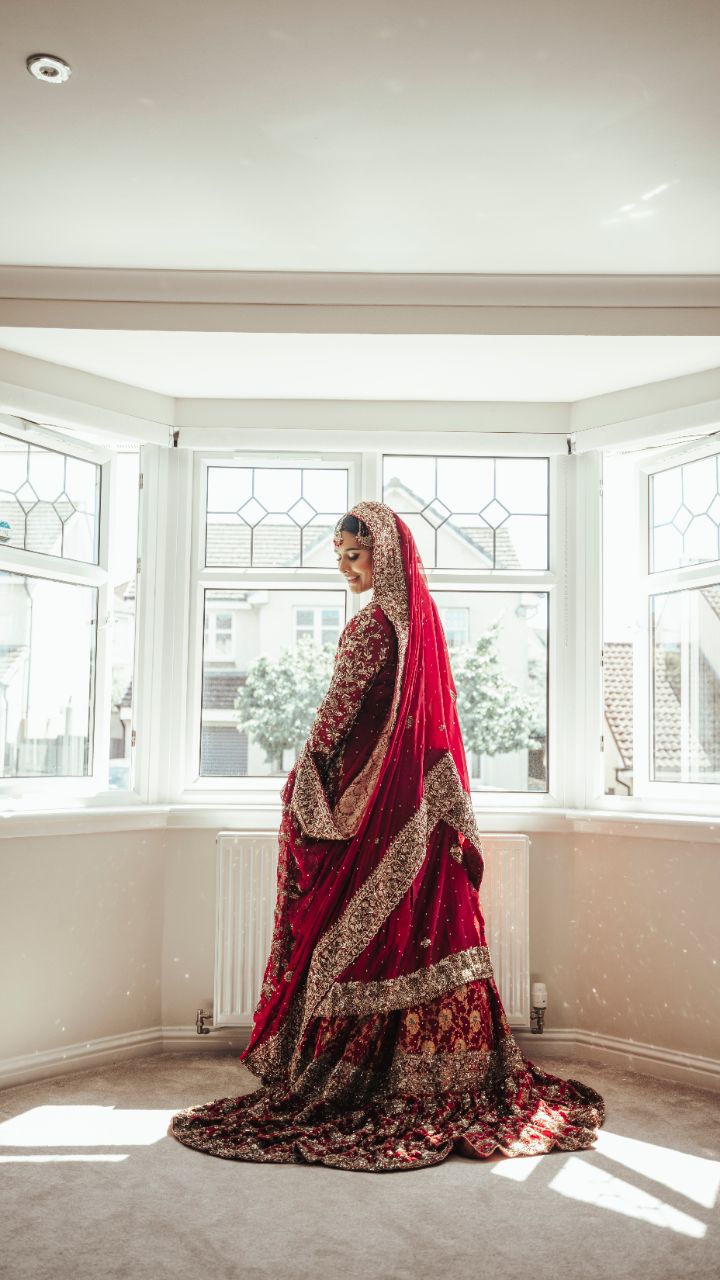 Beautiful highlights of @ayesham___ & Abuzar .
Congratulations to you both
May Allah swt bless you in this beautiful Journey of marriage Aameen.
Thank you for choosing @creativecapturesuk
Photography @creativecapturesuk
Cinematography @creativecapturesuk
Stage and decor @diamondevents_uk
DJ @djaishah
#photography #2025 #weddingmakeup #wedding #weddinginspiration #couple #couplegoals
#photography #weddingphotography #bride #groom #pakistanifashion #mehndi #jewelry #cine #cinematography #weddings #nikkah #bridalmakeup
#bridestory #groomsmen