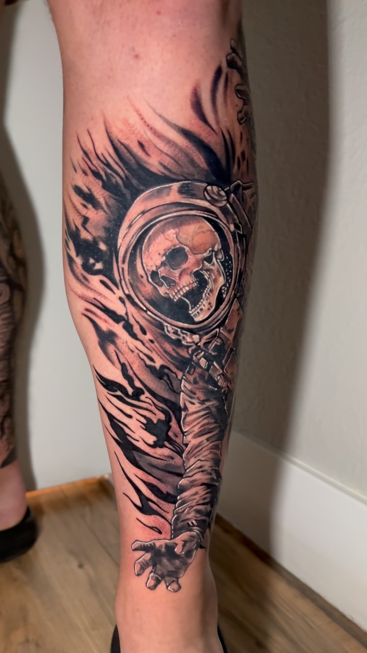 Thank you for supporting all of our creative endeavors @dwight.houser
#tattoodenver #denverartist #coloradoartist #denvertattooartist #coloradotattooartist
#denvertattooshop