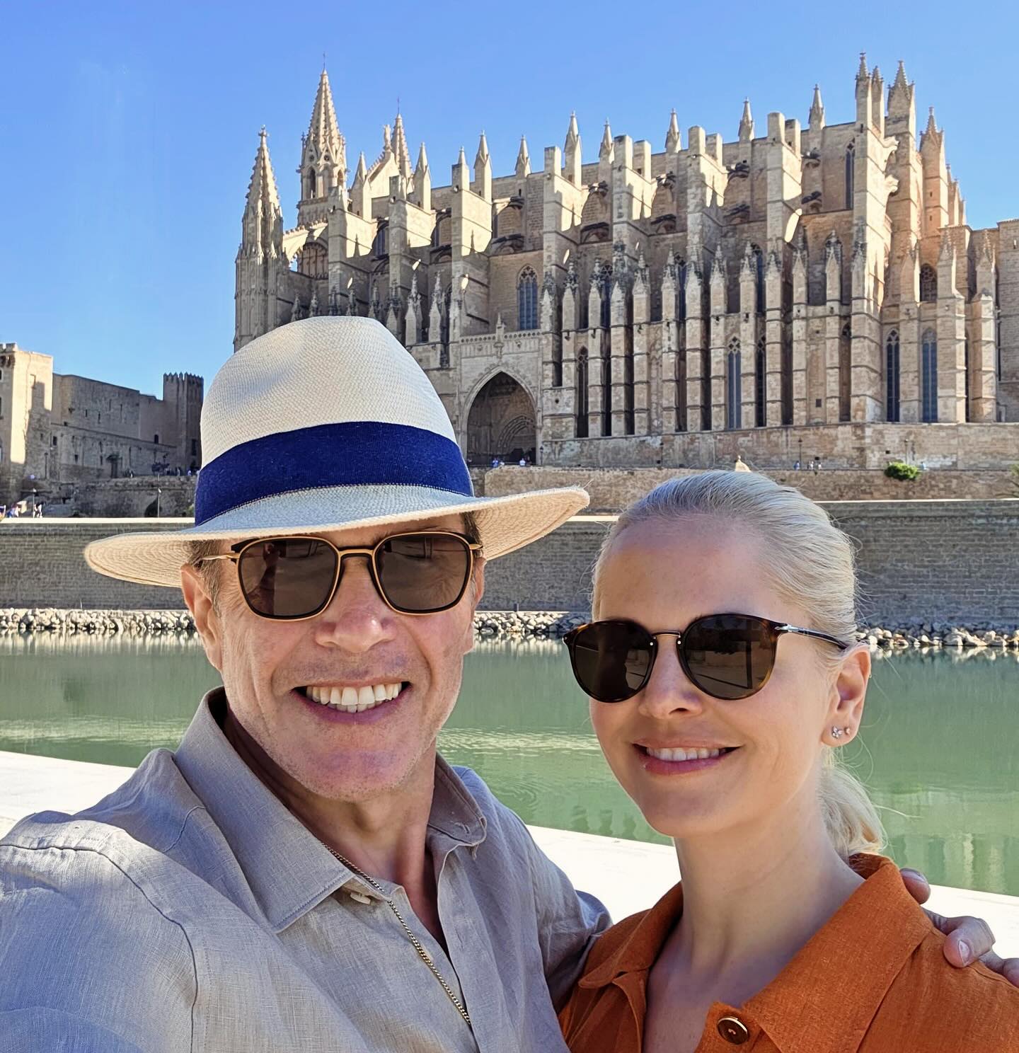 Été ☀️
*****************************************
#charlesphilippedorleans #princecharlesphilippedorleans #princecharlesphilippe #princedorleans #ducdanjou #naomidorleans #naomivaleskadorleans #princessenaomidorleans #princessenaomi #princessedorleans #duchessedanjou #maisonroyaledefrance #france