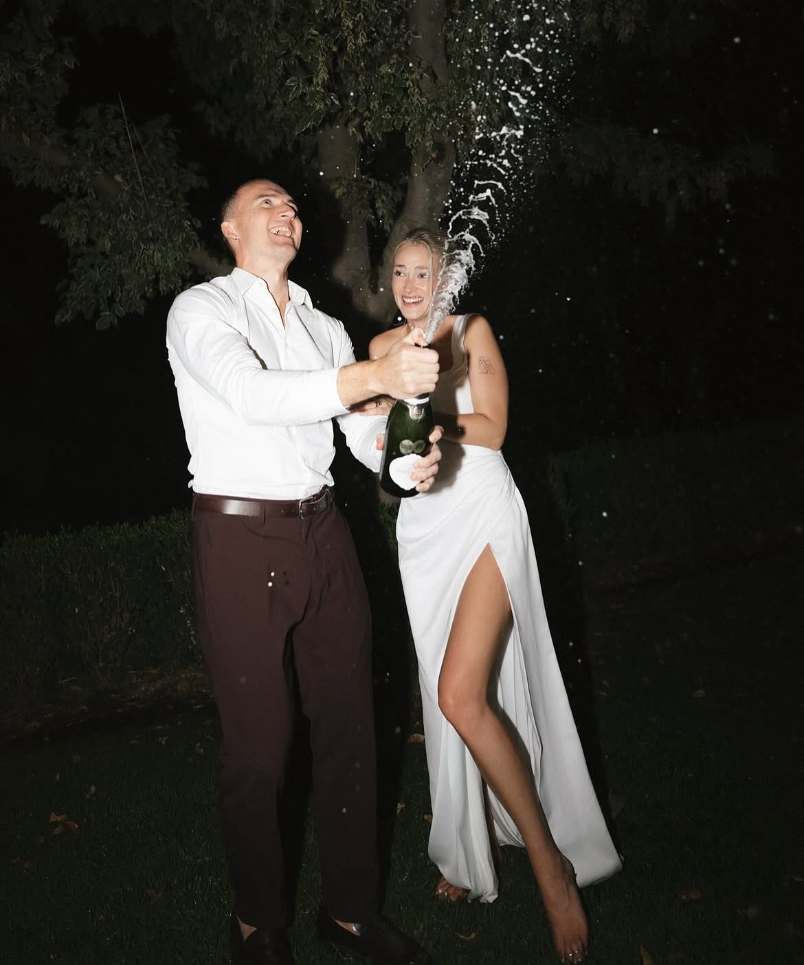 Wedding planning isn’t that serious 🧐
The real goal is marrying the love of your life. At a venue that’s true to your personality, you will feel 100% you when you get married ✨
#outdoorwedding
#oliverock
#farmwedding
#natural
@olive_rock_venue
@hannahstclairphotography
@tulbagh
@cerestourism
@wolseleyza
@pinkbooksa_
@saweddings