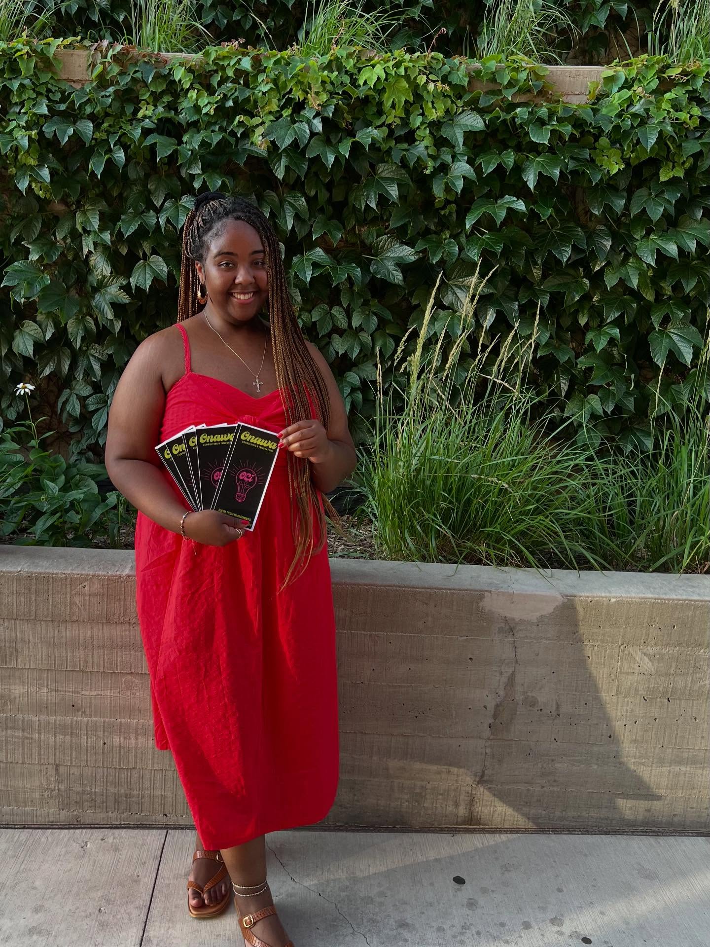 CHI-TOWN! We’ve touched down and we’re hitting the ground running. We’re spending time roaming the city & letting everyone know that OCI is here to help!
Peep our bold brochures. 😎
This weekend, we will be meeting with small business owners. There’s nothing like summertime Chi!
•
•
•
•
#smallbizstrategy #chicago #chicagobusiness #onawaonthemove #onawa #oci #kentucky #louisville #smallbusiness #supportlocal #affordable #socialmedia #marketing #consulting #strategy #discovery #healthcare #athlete #fitness #wellness #entrepreneur #fultonmarketdistrict #fultonmarket #entrepreneurship #onawaconsultingandinnovation #discover #discoverpage #marketing101