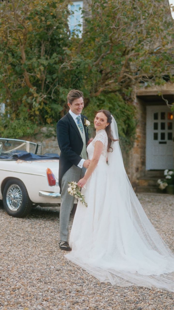 The Wedding of Will & Stephanie
What a beautiful day celebrated at the family home for this amazing couple.
Keep an eye out for the little boy delivering beers to tables on his little tractor and trailer. One of my favourite weddings images ever 😂😂😂
Video: @clique_visuals
Photo: @arabellasmithweddings
Make-up: @jazcrush.artistry
Hair: @thebridalhairstylistjess
Wedding dress: @carolinecastigliano
Evening dress: @galvanlondon @galvanbridal
Stationers: @noblefineart
Caterers: @yorkshireparty
Marquee: @shades_canvas
Band: @lpcollectiveuk
Flowers: Pat Hutchinson and Tanya Smith
Photo Booth: @boothomatic_uk