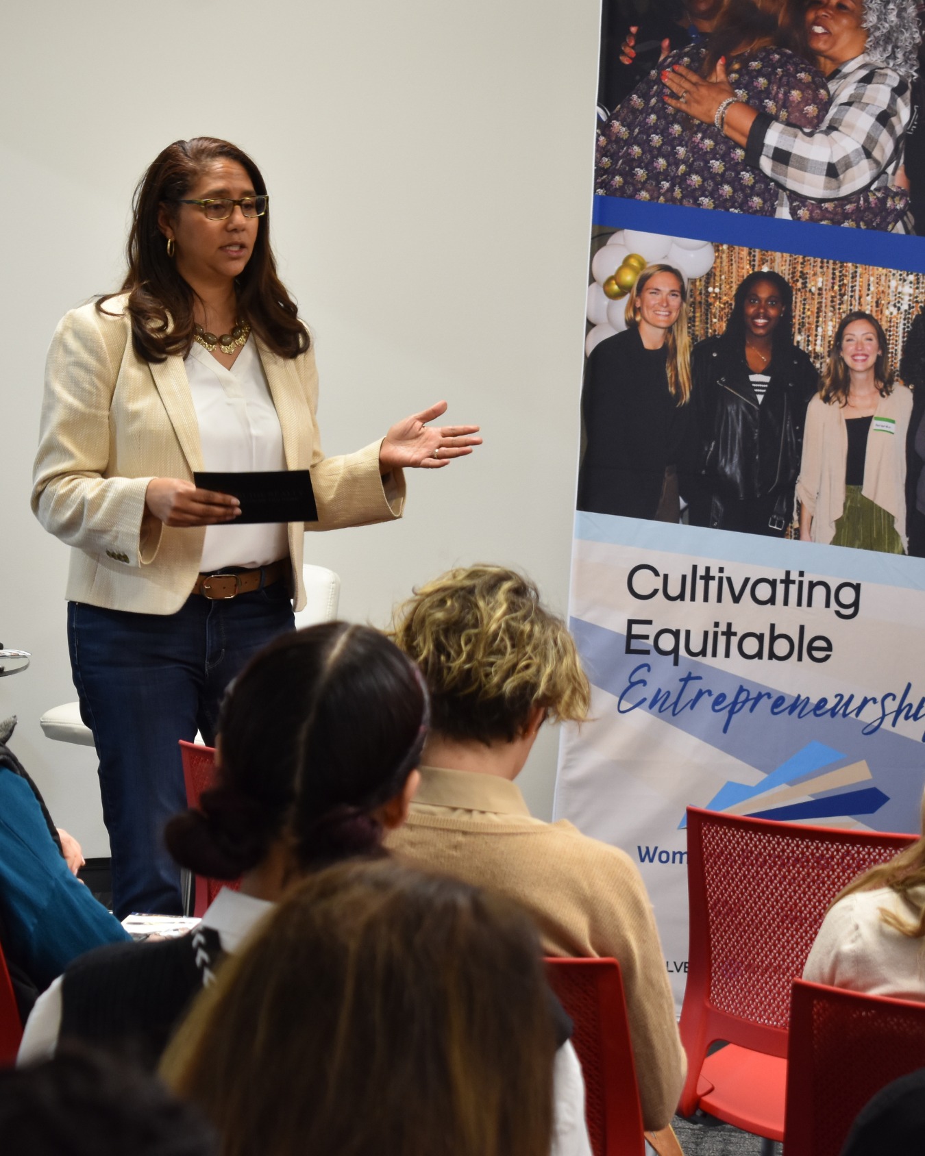 📣 Bowling Green friends, don’t forget!
Our next Strong Community, Strong Coffee is just around the corner!
🗓️ Thursday, July 10 at 9AM CDT
🎟️ RSVP here: https://www.eventbrite.com/e/bowling-green-strong-community-strong-coffee-2025-tickets-1123861603309
If strategy always feels too big, too confusing, or like something you’ll “get to eventually”... this one’s for you. Dr. Whitney Peake is bringing her real-world experience (15,000+ hours of small biz consulting!) to show you how to break your big ideas into small, doable steps.
🙌 Tag a friend, share this post, and make sure you’ve saved your seat.
Can’t make it this time? Subscribe on Eventbrite to get updates for future events in Bowling Green! 💌
#StrongCommunityStrongCoffee #WhitneyPeake #BowlingGreenEvents #BusinessStrategy #WKU