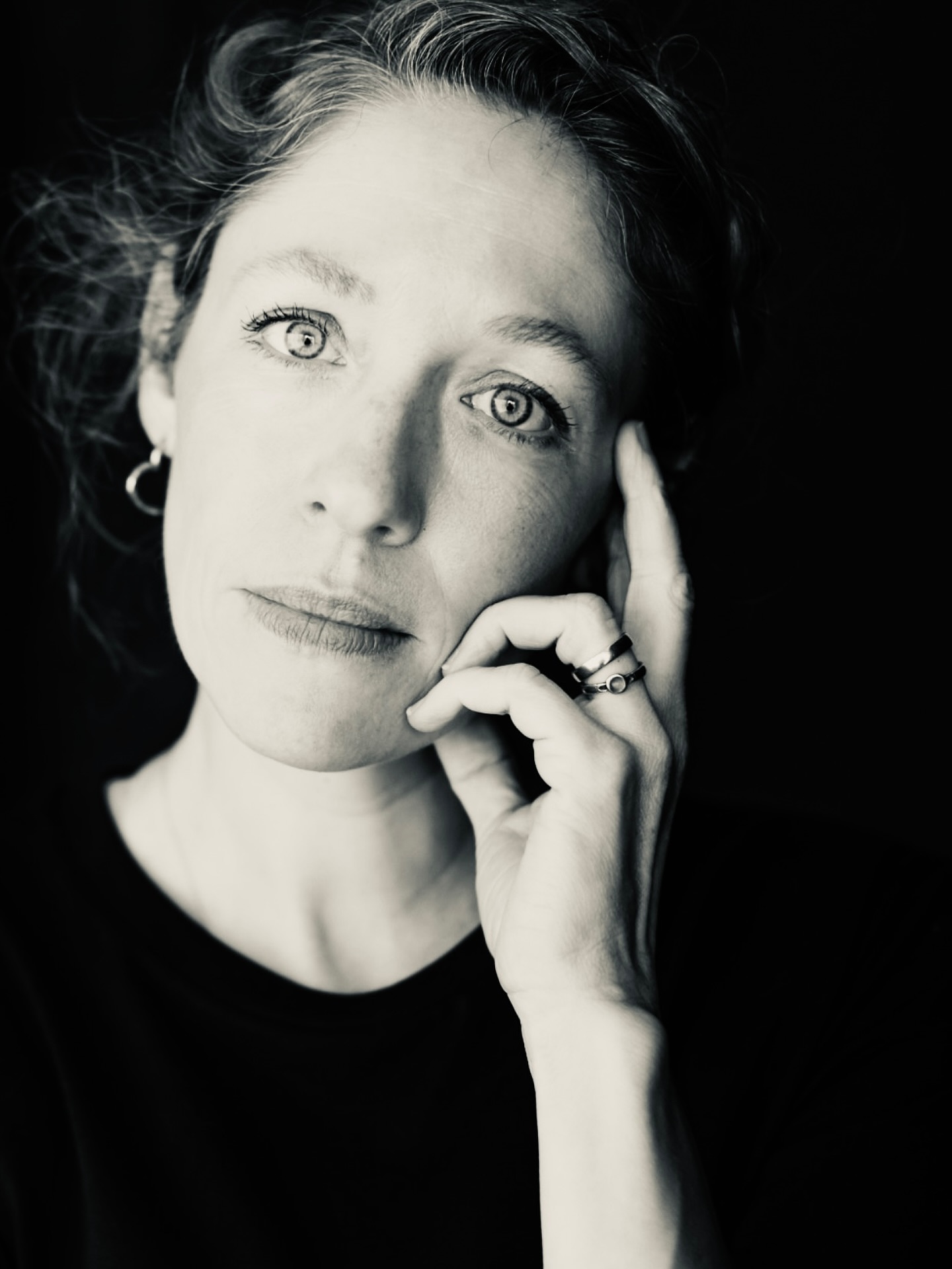 Introducing Pia Zima, our new manager.
She trained as an actor at the Max Reinhart Seminar in Vienna. Before settling in Hawke’s Bay, she spent over a decade in Berlin where she built a vibrant career in film and television.
Pia was a core cast member on Gute Zeiten, Schlechte Zeiten (GZSZ), Germany’s longest running daily soap, and has also appeared in a wide range of indie short films, commercials and feature productions.
Her experience spans both sides of the camera. She was also a co-founder of Blond Identity, a creative agency for actors and musicians, where she helped produce website content, film showreels, and coach performers for castings and auditions.
Welcome to the HaBYT whānau, Pia!