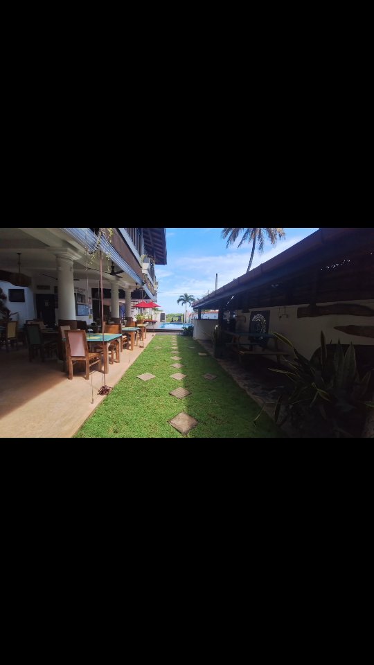 Lion's Rest reopens after another upgrade.
Summer Vibes happening.
Book direct for the best online rates.
Promo SUMMER15 for bookings till end of September gives you 15% off 🌴🌴🌴🦁❤️🇱🇰
#lionsrest #gurubebila #weligama #surfsouthsrilanka #srilankatravel #surfschoolsrilanka #surffamily