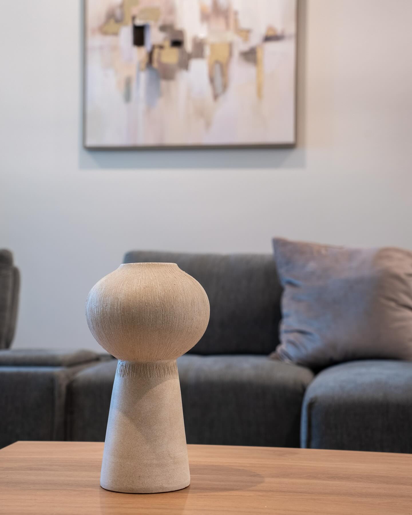 Com os toques certos, os móveis ideais e dentro do seu orçamento, sua sala pode se transformar em um espaço aconchegante e bonito 🛋✨
#DecorDTB #SalaAconchegante