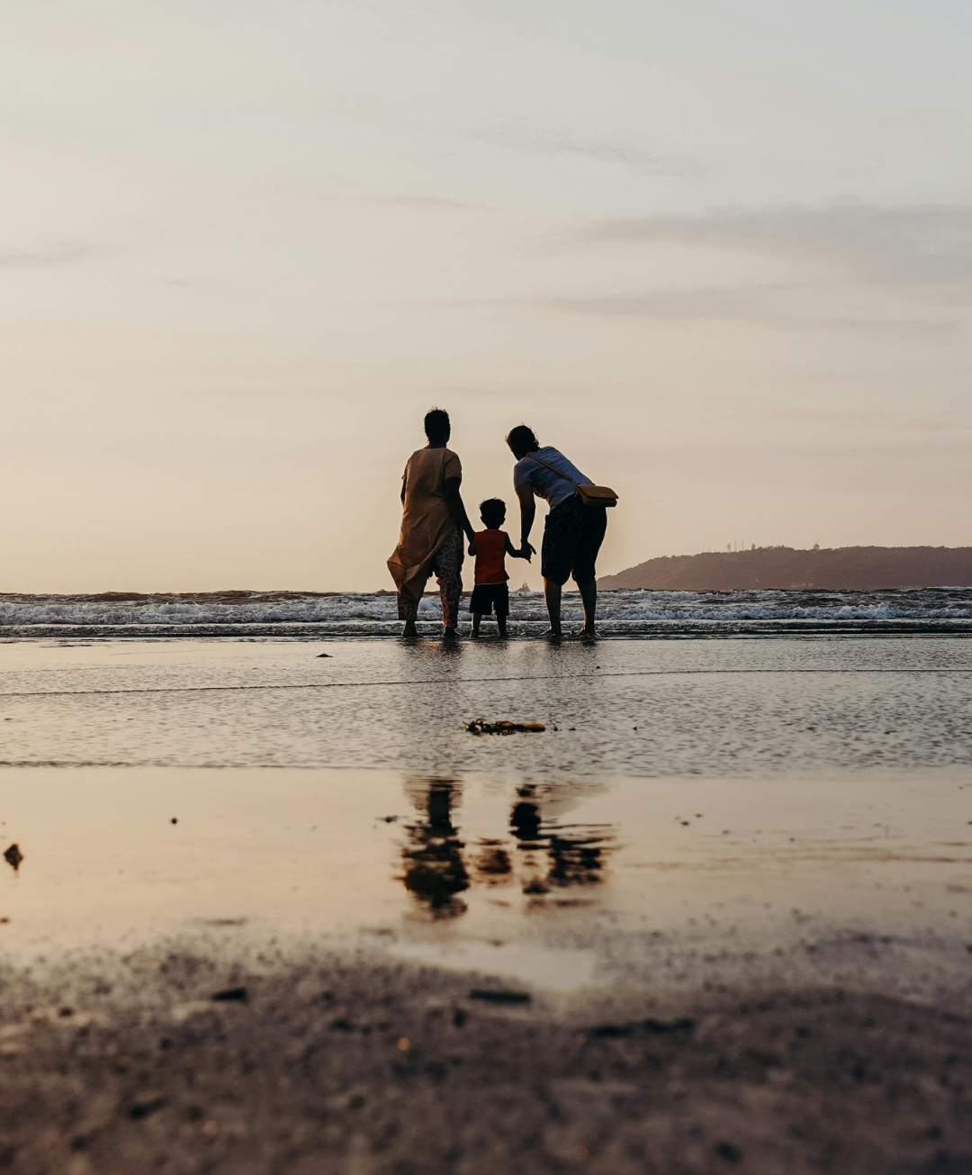 From slow mornings with coffee on the porch to sandy toes and sunsets by the fire pit, this is what Cape Cod days are made of. 🐚☀️ Whether you’re beach hopping, biking the trails, or just letting the ocean breeze clear your mind, these are the moments that remind you to slow down and soak it all in.
#CapeCod #CapeEscape #CabinLife #YarmouthMA #CapeCodCabins #VisitCapeCod#CapeCodVacation #StayCapeCod #CozyCabin #CapeCodStay#CapeCodLiving #FamilyOwned #TravelCapeCod #BeachVibes #Getaway
