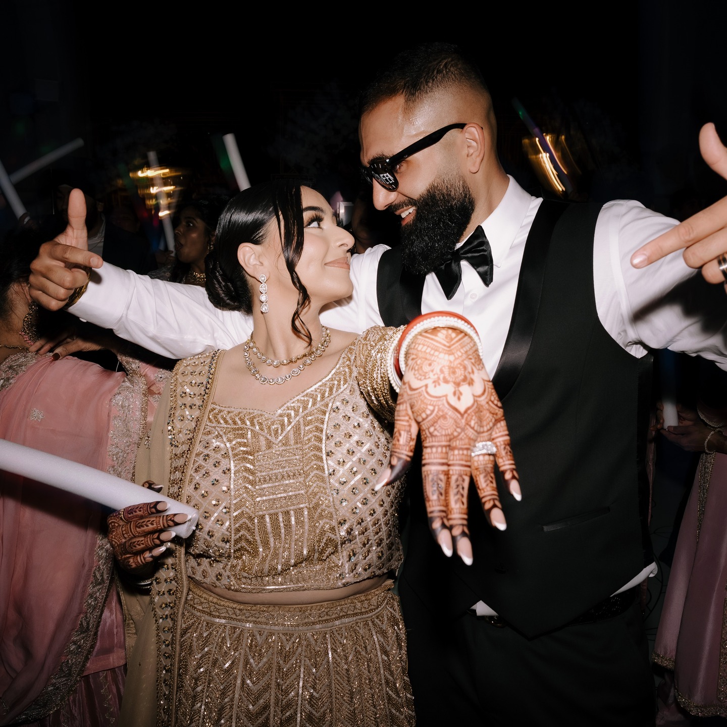 T & R - Married life starts with a party.
#SikhWedding #DancefloorVibes #JustMarriedEnergy #TwinographyStudio
Shot for @vissaremediagroup
Photographer @twinographystudio