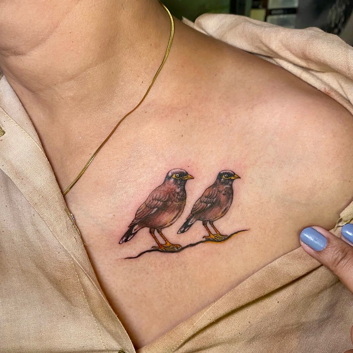One for sorrow, two for joy.
#mynatattoo by @jamesy_boy_007
•
#thetattooshopnewdelhi #myna #tattooed #tattoo #ink #inked #newdelhi #india #hauzkhasvillage #tattooartistdelhi #tattooartistindia #tattooed #inked #ink #inkideas #tattooforgirls #instagram #finelinetsttoo #finelinework #linework #lineworktattoo #instadaily #instatattoo #delhitattooartist #delhitattoostudio #tattooartist #tattoostudio