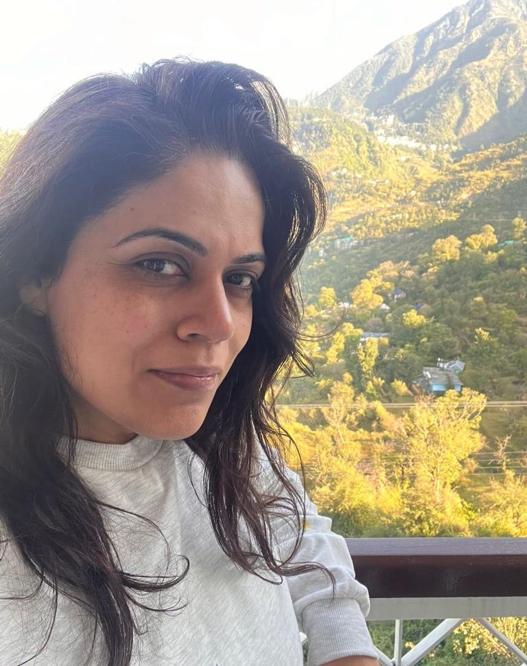 Having the right coach, guru, or mentor can be truly life-changing.
Life takes us through many phases — health, career, relationships, money, personal growth — and each area needs different kinds of guidance. Coaches and mentors who specialize in their respective fields can help us level up and become better versions of ourselves.
On the occasion of Guru Purnima, I want to dedicate this post to two people who have deeply impacted my life:
✨ My Life Coach, Sanjeet Ray – Working with him has helped me gain mental clarity, emotional strength, and balance in both work and life. As entrepreneurs, it can often feel lonely at the top, and that’s why having the right guidance and a strong network is everything.
💪 My Fitness Coach, Naziwa – For nearly two years, she has pushed me to break barriers, stay consistent, and feel strong and confident in my body. Thanks to her, gym time is no longer a chore— it's something I truly enjoy and look forward to.
A heartfelt thank you to my gurus and all those who’ve inspired me on this journey over the last few years. I wouldn’t be here without you. 🙏
#gurupurnima🙏 #gratitudepost #lifecoach #fitnesscoach #personalgrowth #mentalwellness #fitnessjourney #coachingforsuccess #mindbodysoul #inspiredliving #lifelonglearner