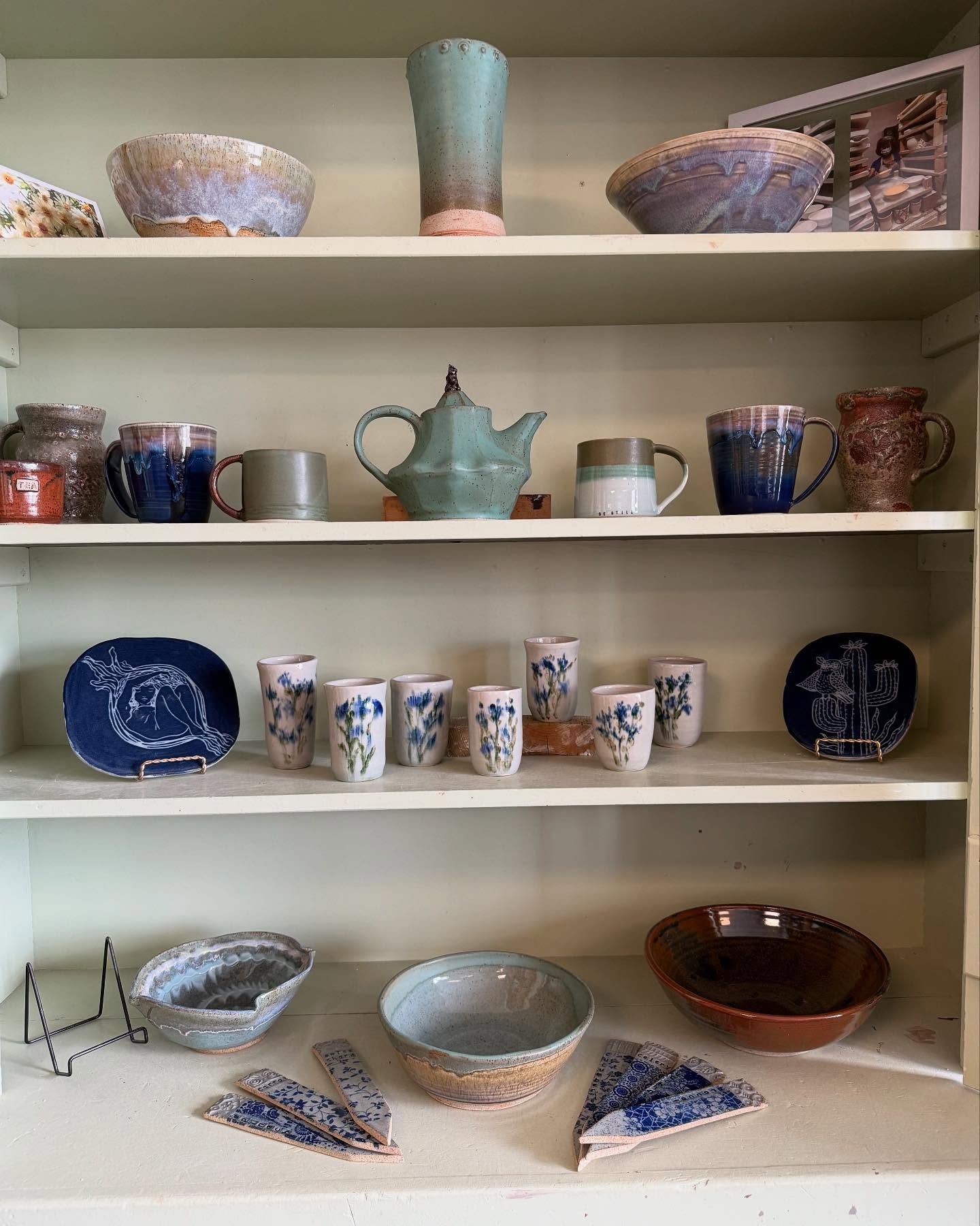 Pots of the week! Just a beautiful firing. 😊